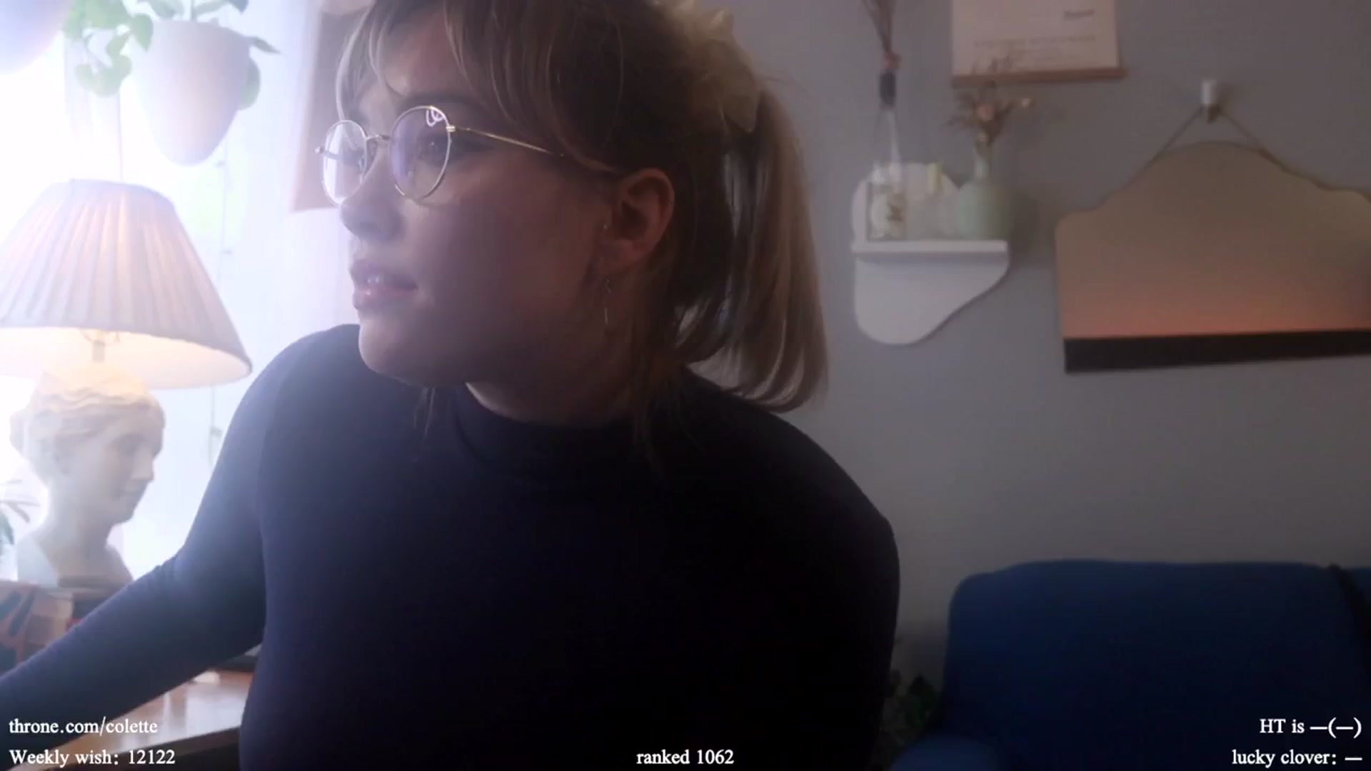 Gallery image thumbnail from Femme's myfreecams stream on, 03/05/2024, 18:16 image 13 of 20
