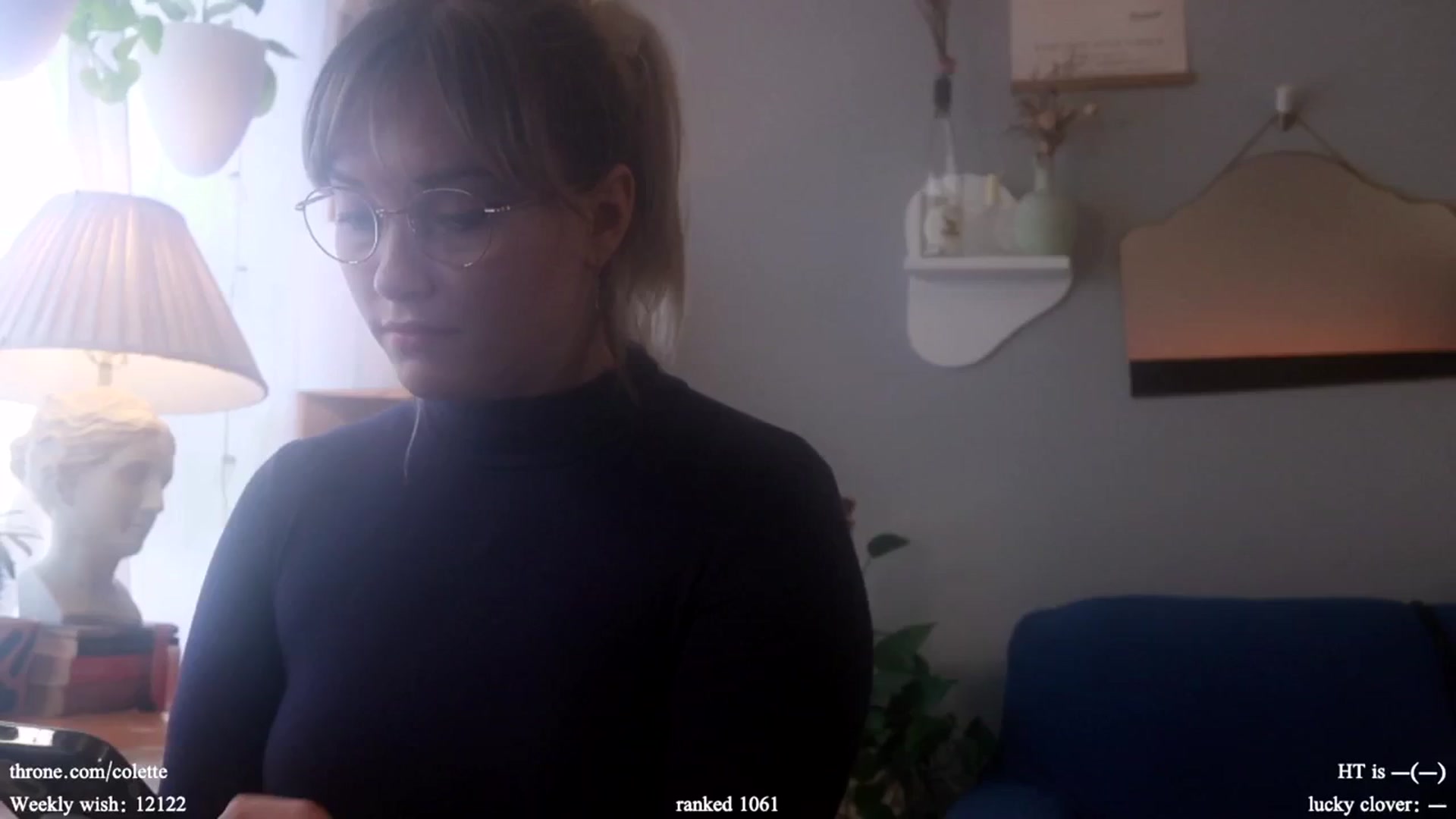 Gallery image thumbnail from Femme's myfreecams stream on, 03/05/2024, 18:16 image 12 of 20