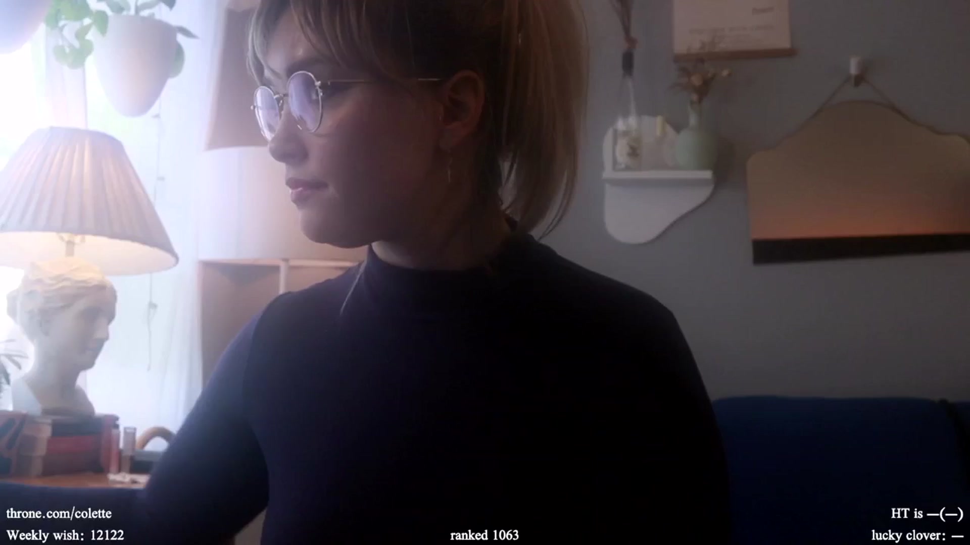 Gallery image thumbnail from Femme's myfreecams stream on, 03/05/2024, 18:16 image 15 of 20