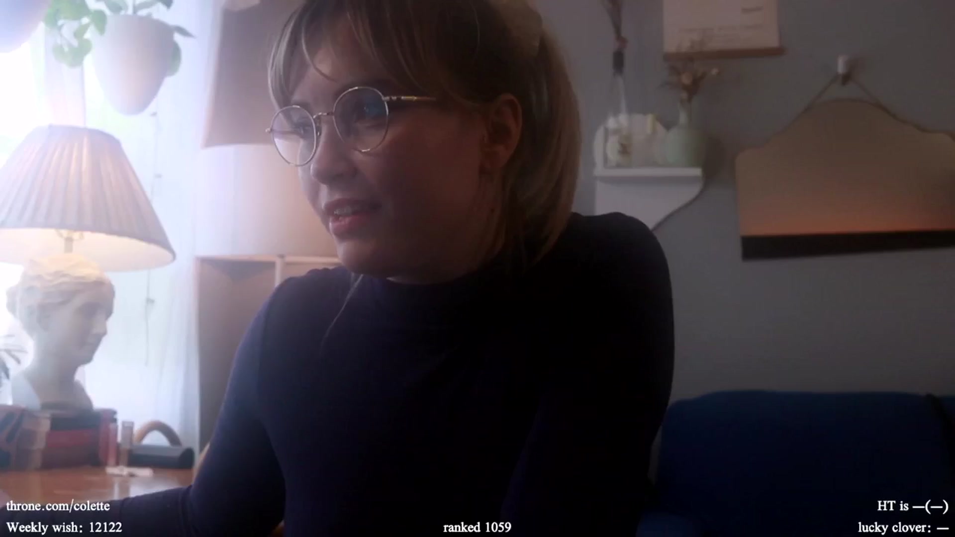 Gallery image thumbnail from Femme's myfreecams stream on, 03/05/2024, 18:16 image 10 of 20
