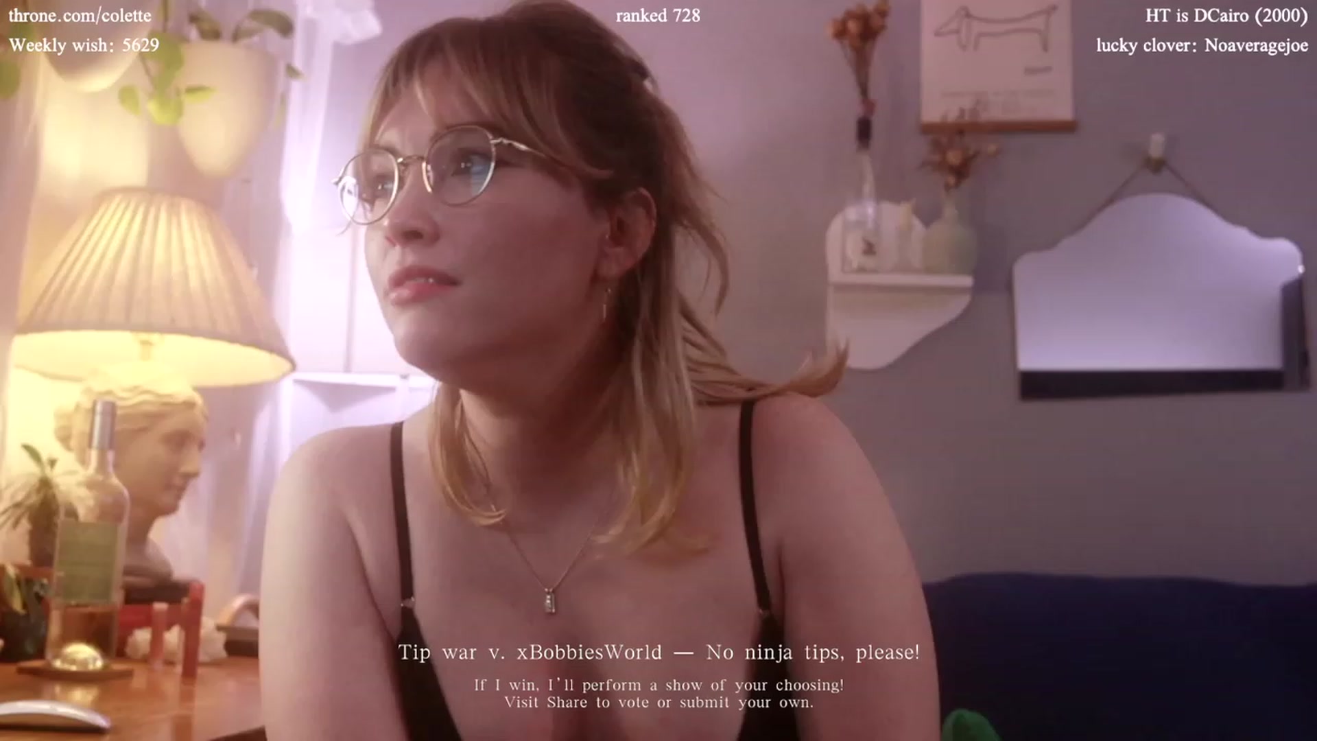 Gallery image thumbnail from Femme's myfreecams stream on, 03/07/2024, 01:40 image 6 of 20