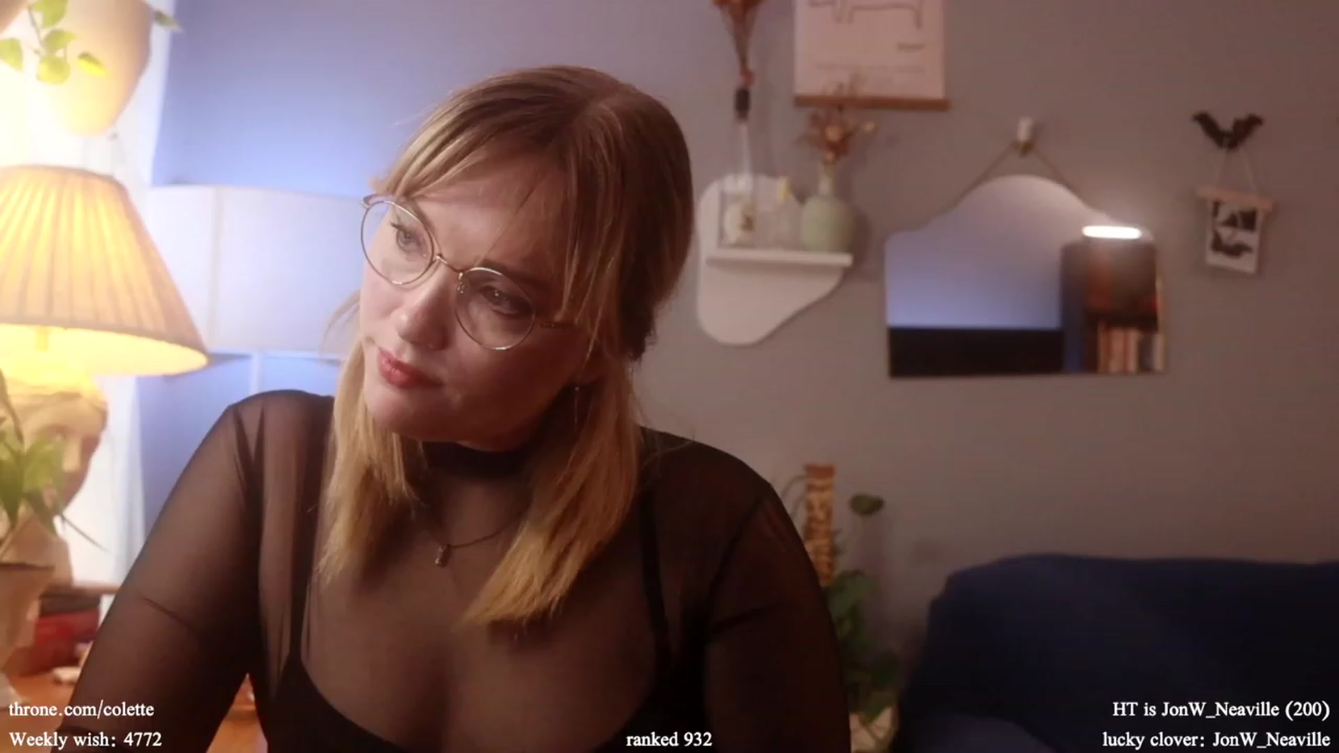 Gallery image thumbnail from Femme's myfreecams stream on, 03/08/2024, 20:45 image 1 of 20