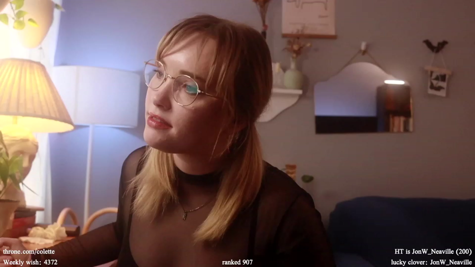Gallery image thumbnail from Femme's myfreecams stream on, 03/08/2024, 20:45 image 4 of 20