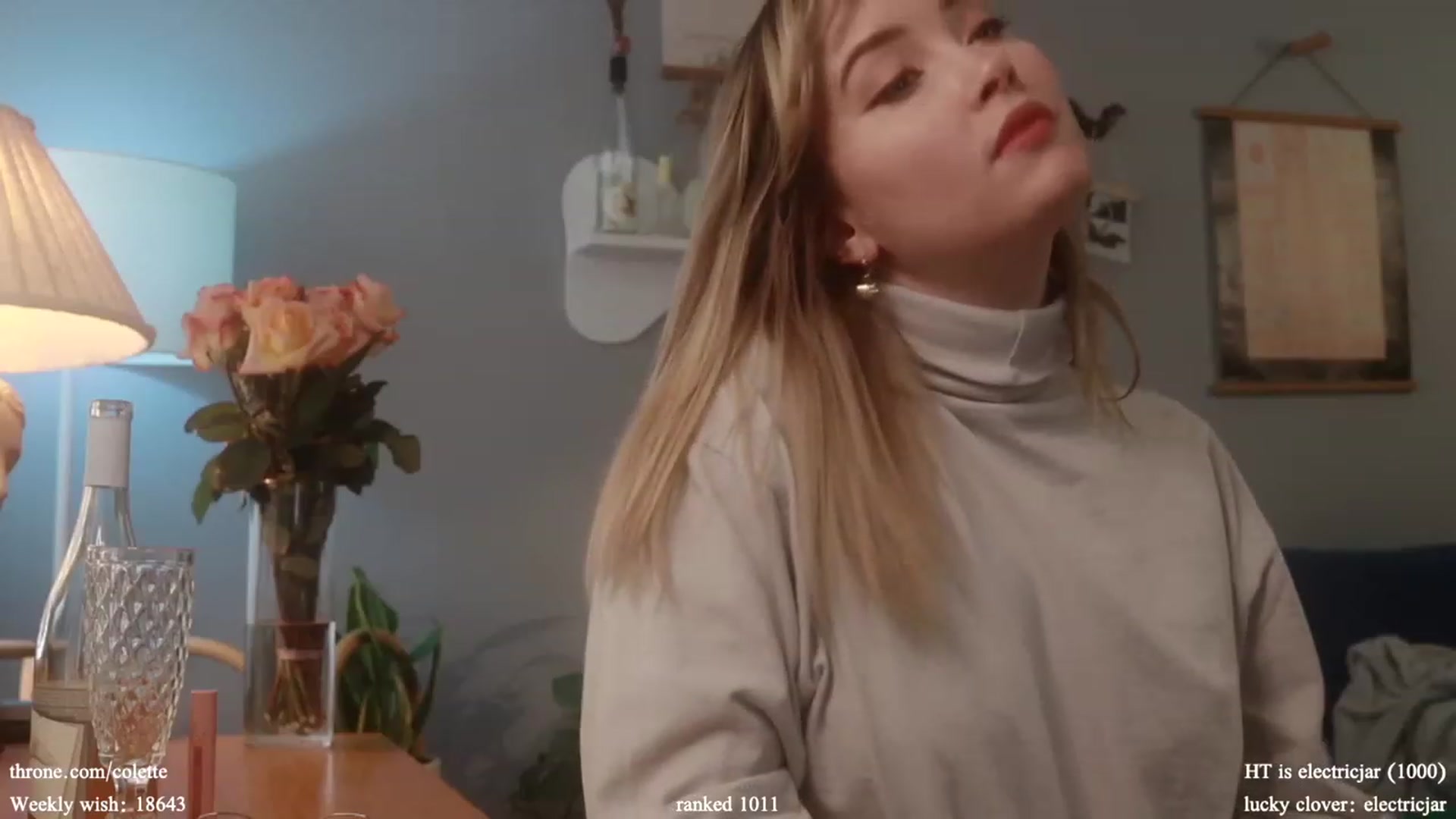 Gallery image thumbnail from Femme's myfreecams stream on, 03/11/2024, 18:52 image 7 of 20