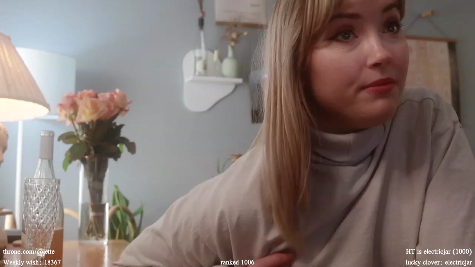 Gallery image thumbnail from Femme's myfreecams stream on, 03/11/2024, 21:23 image 2 of 20