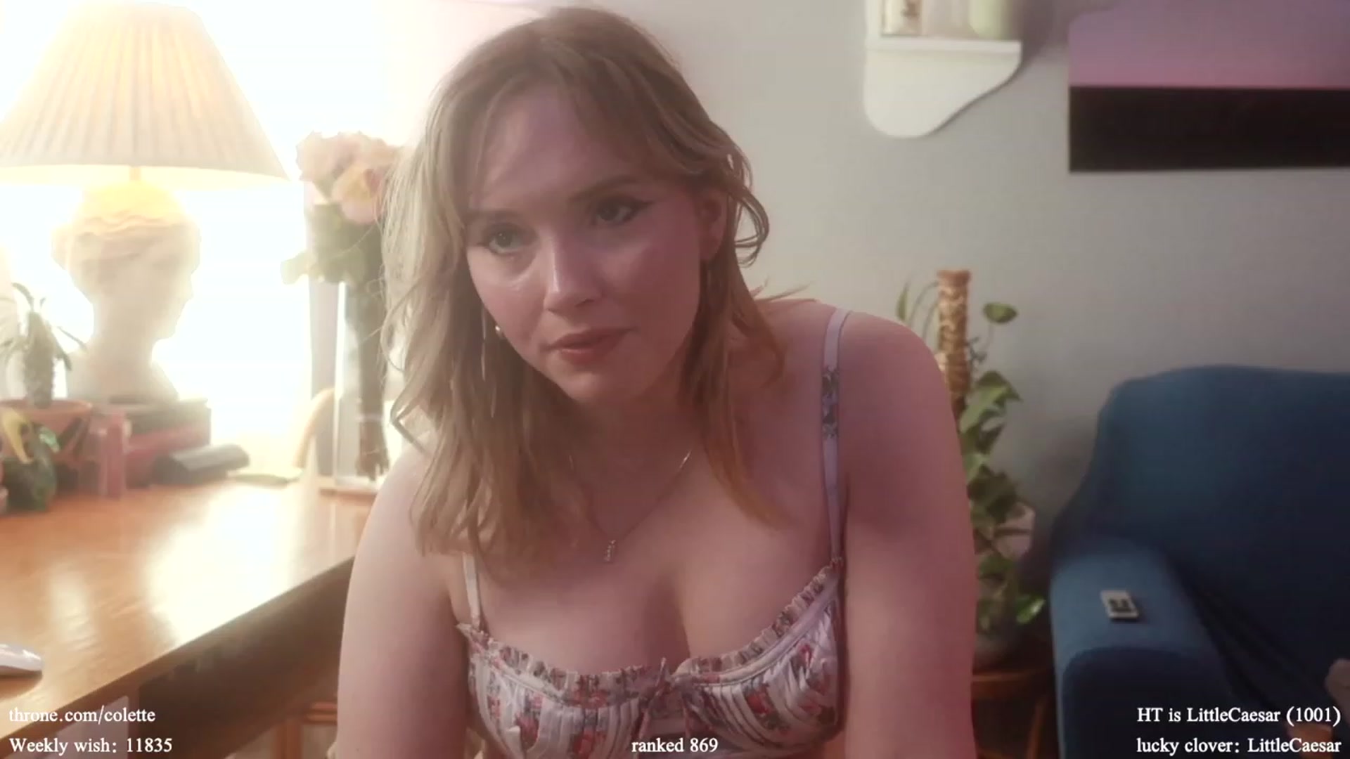Gallery image thumbnail from Femme's myfreecams stream on, 03/13/2024, 20:04 image 17 of 20