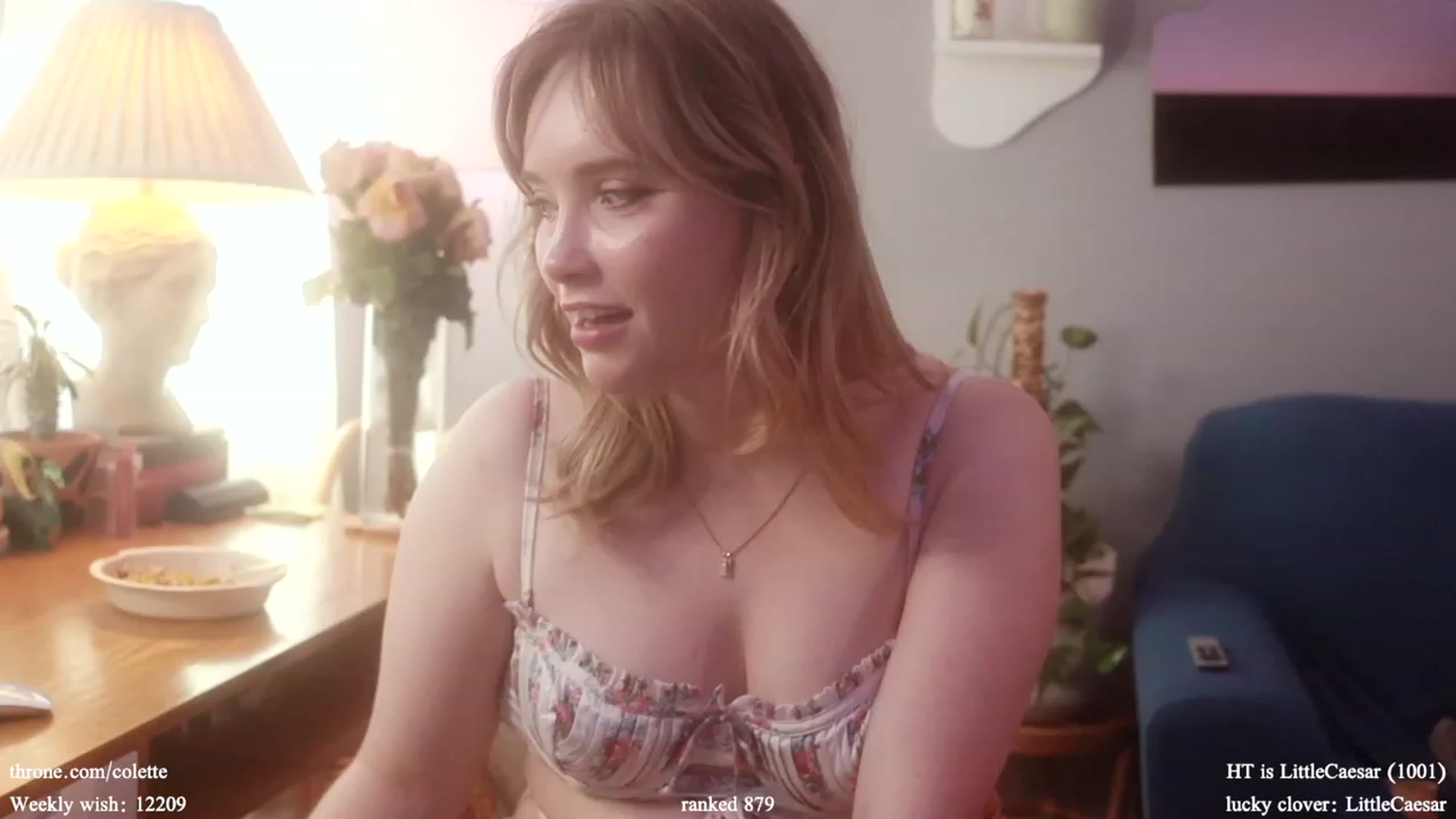 Gallery image thumbnail from Femme's myfreecams stream on, 03/13/2024, 20:04 image 2 of 20