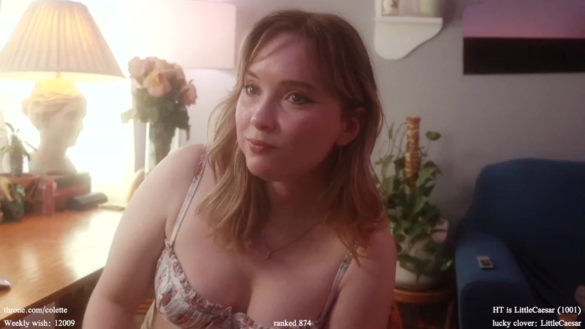 Gallery image thumbnail from Femme's myfreecams stream on, 03/13/2024, 20:04 image 5 of 20