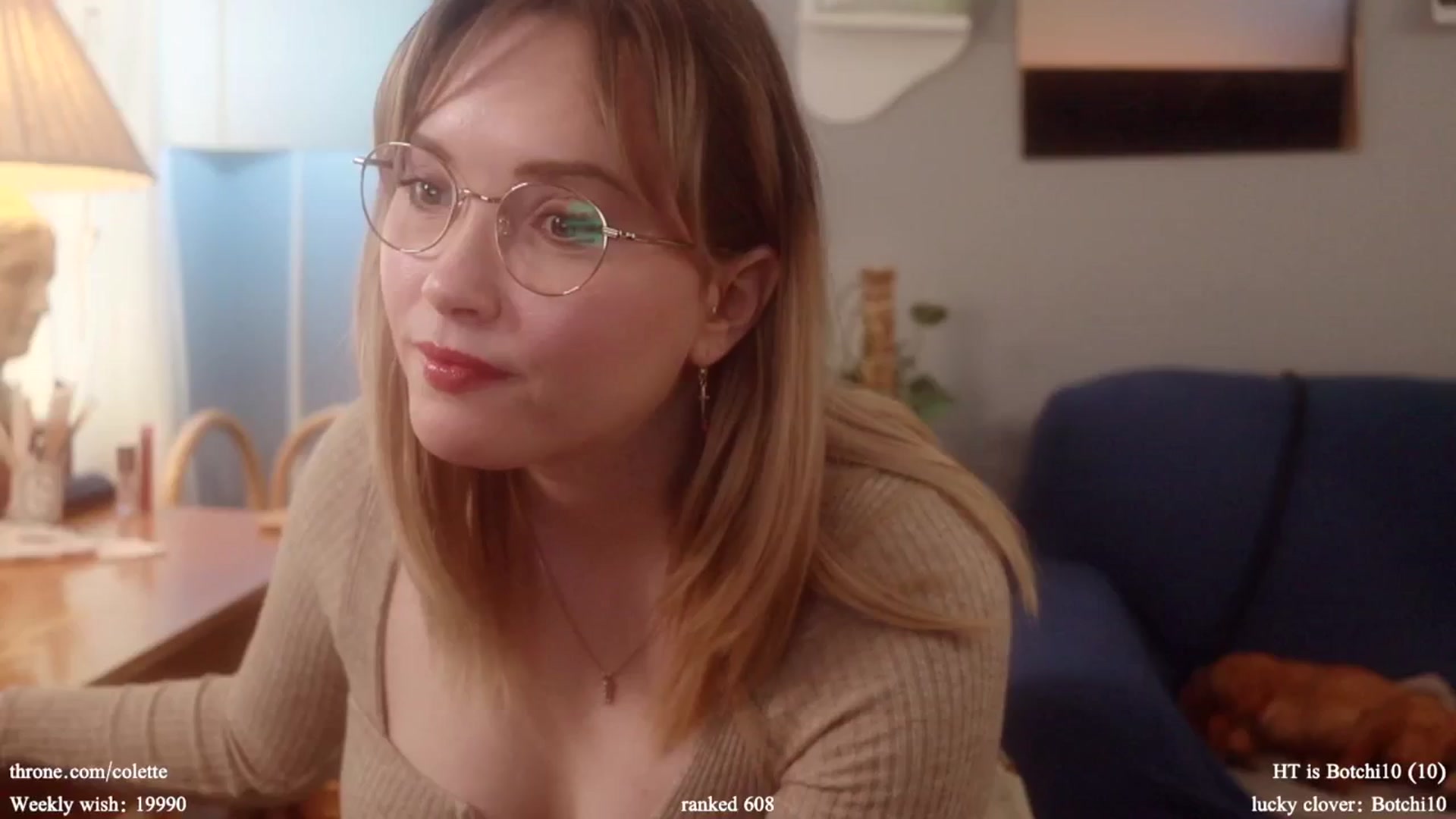 Gallery image thumbnail from Femme's myfreecams stream on, 03/18/2024, 17:04 image 3 of 20