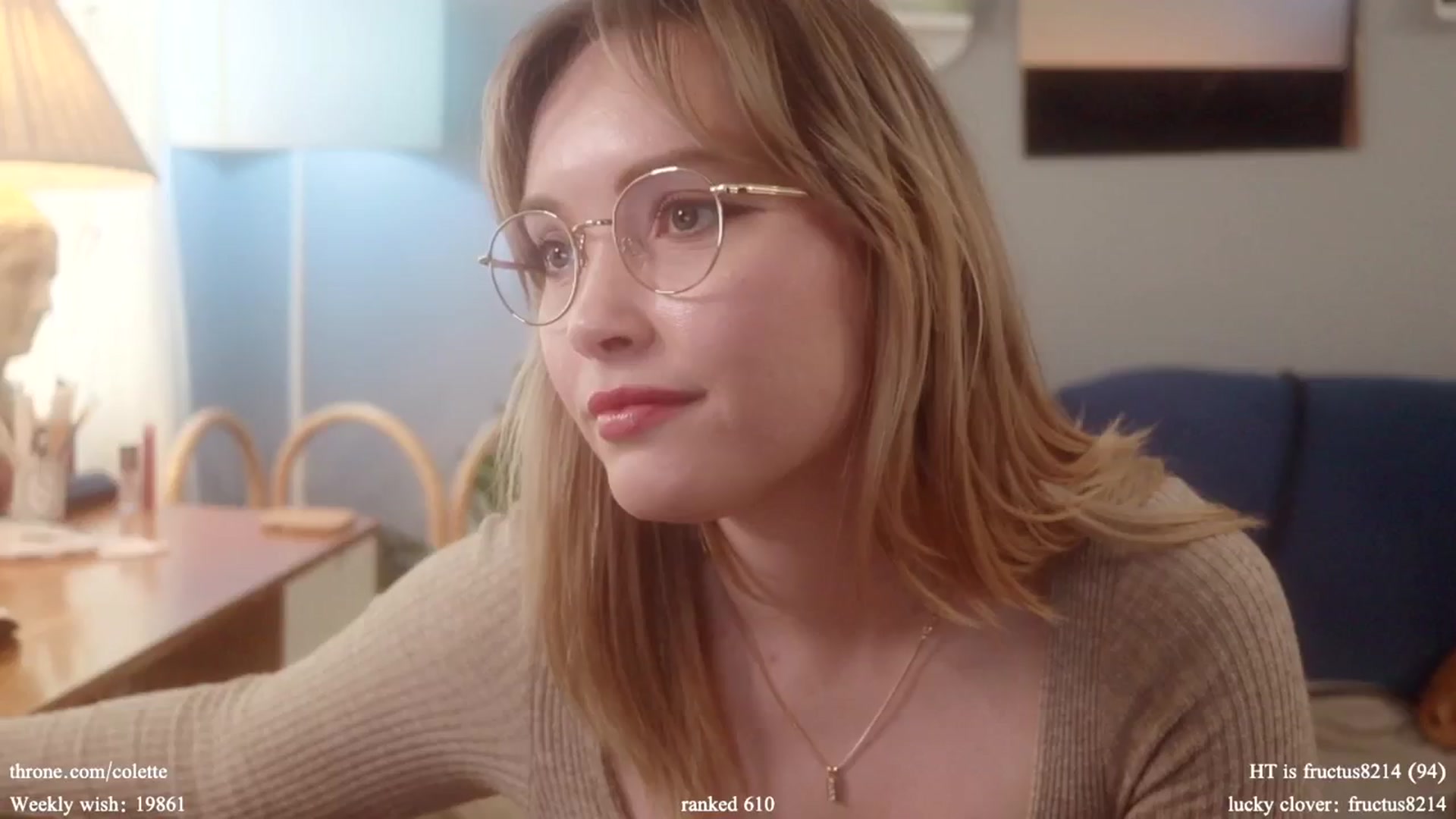Gallery image thumbnail from Femme's myfreecams stream on, 03/18/2024, 18:09 image 8 of 20