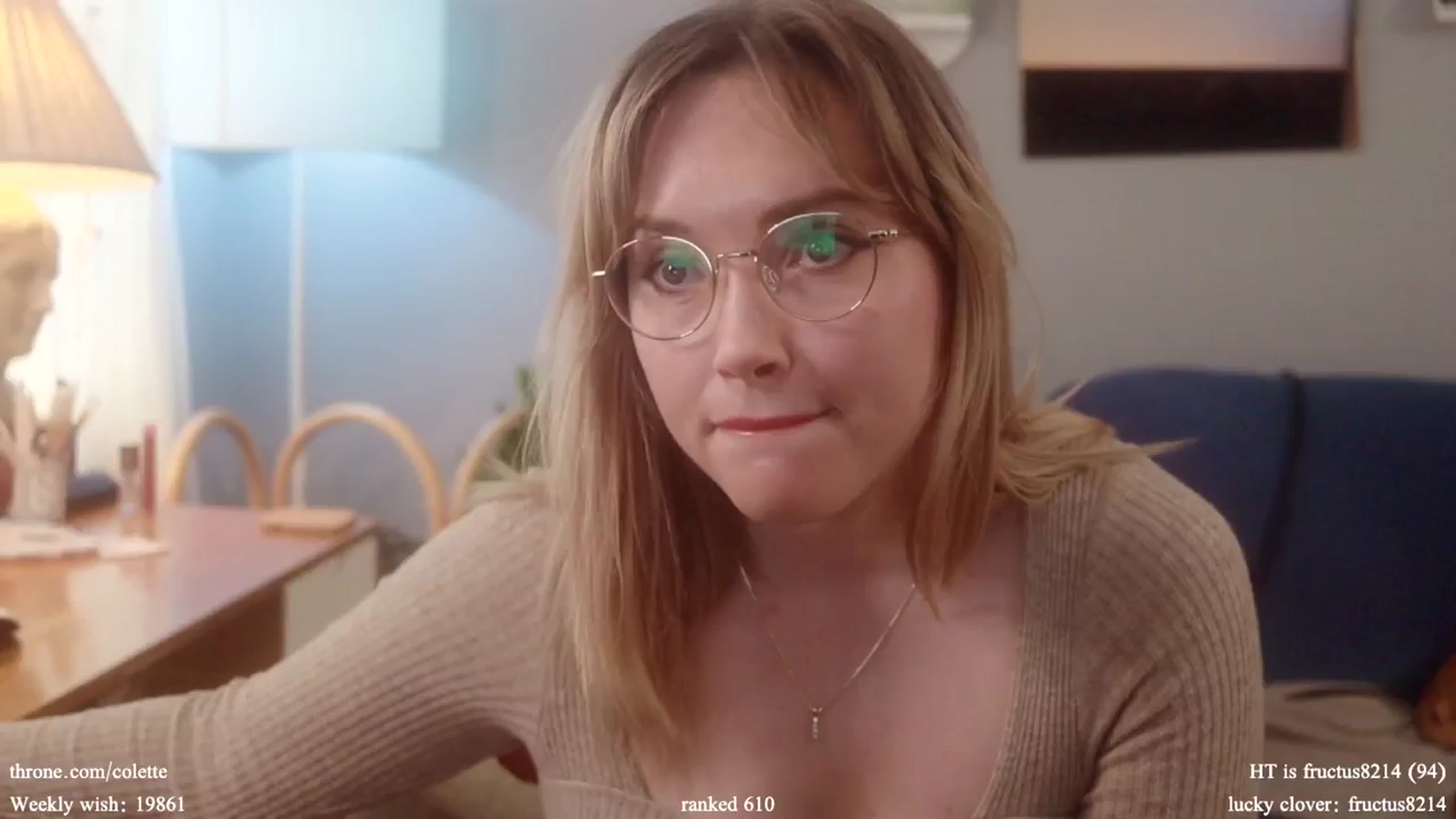 Gallery image thumbnail from Femme's myfreecams stream on, 03/18/2024, 18:09 image 3 of 20