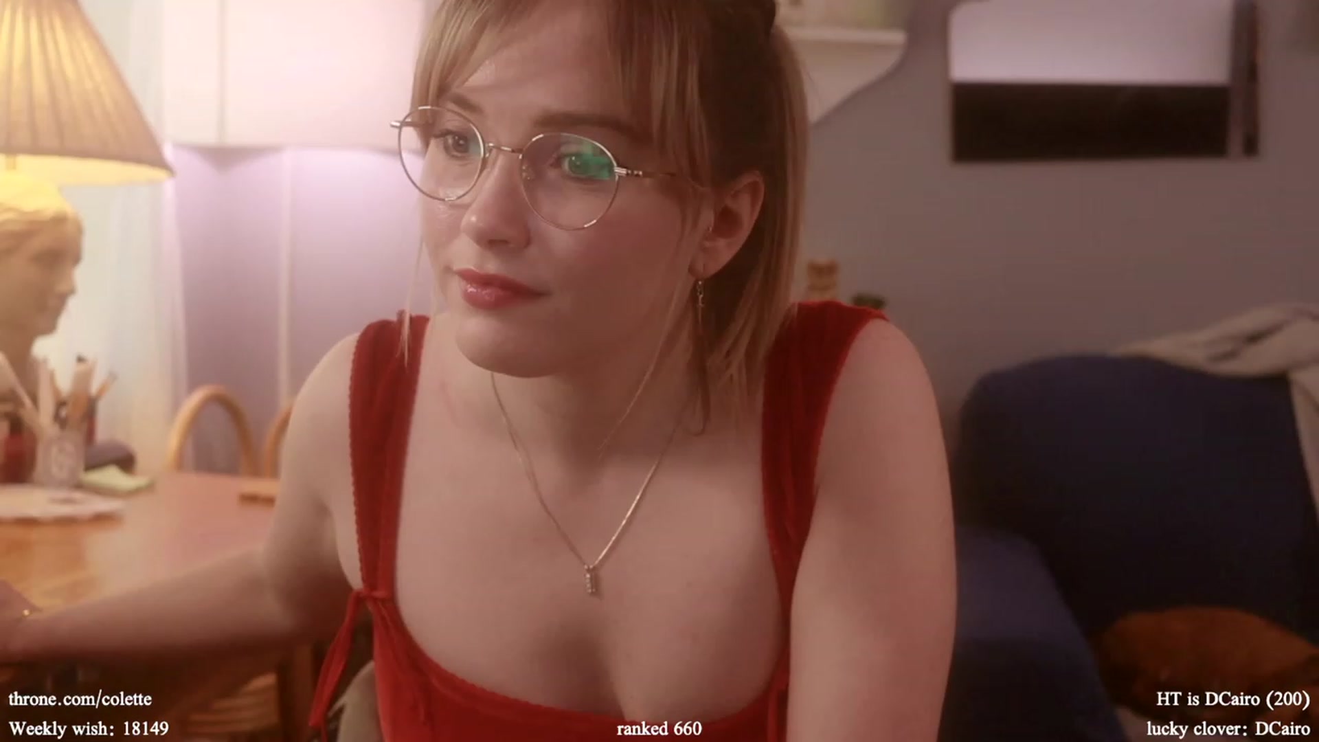 Gallery image thumbnail from Femme's myfreecams stream on, 03/20/2024, 16:35 image 11 of 20
