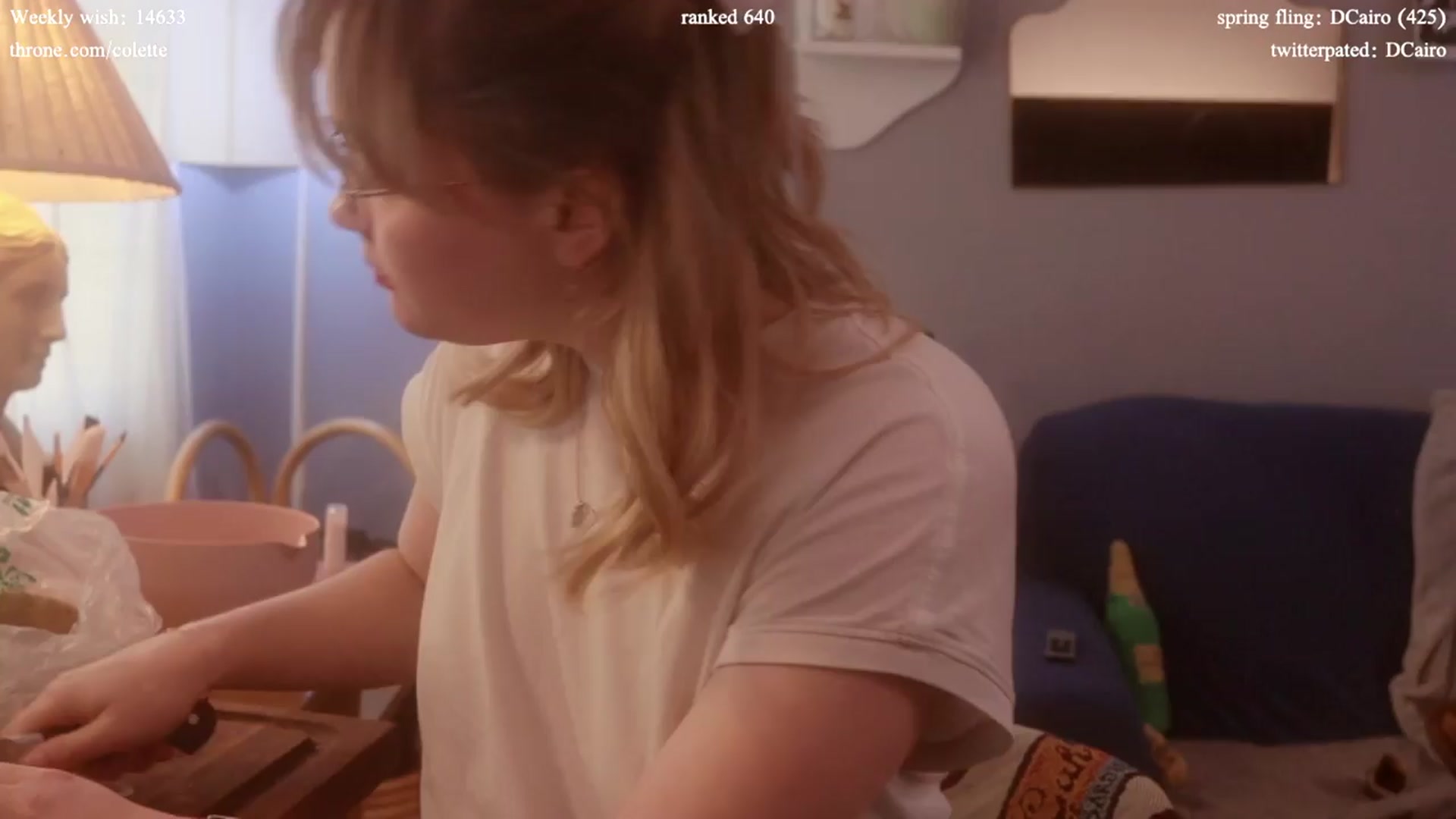 Gallery image thumbnail from Femme's myfreecams stream on, 03/21/2024, 16:42 image 18 of 20