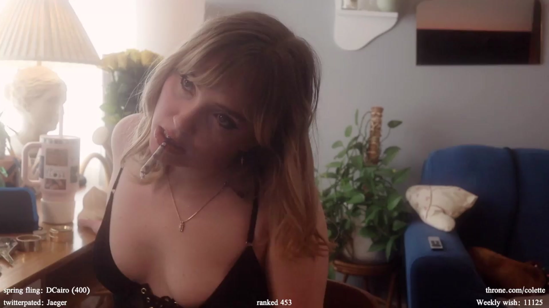 Gallery image thumbnail from Femme's myfreecams stream on, 04/04/2024, 21:01 image 6 of 20