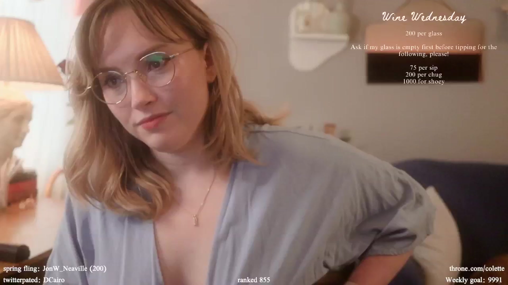 Gallery image thumbnail from Femme's myfreecams stream on, 04/17/2024, 18:26 image 16 of 20