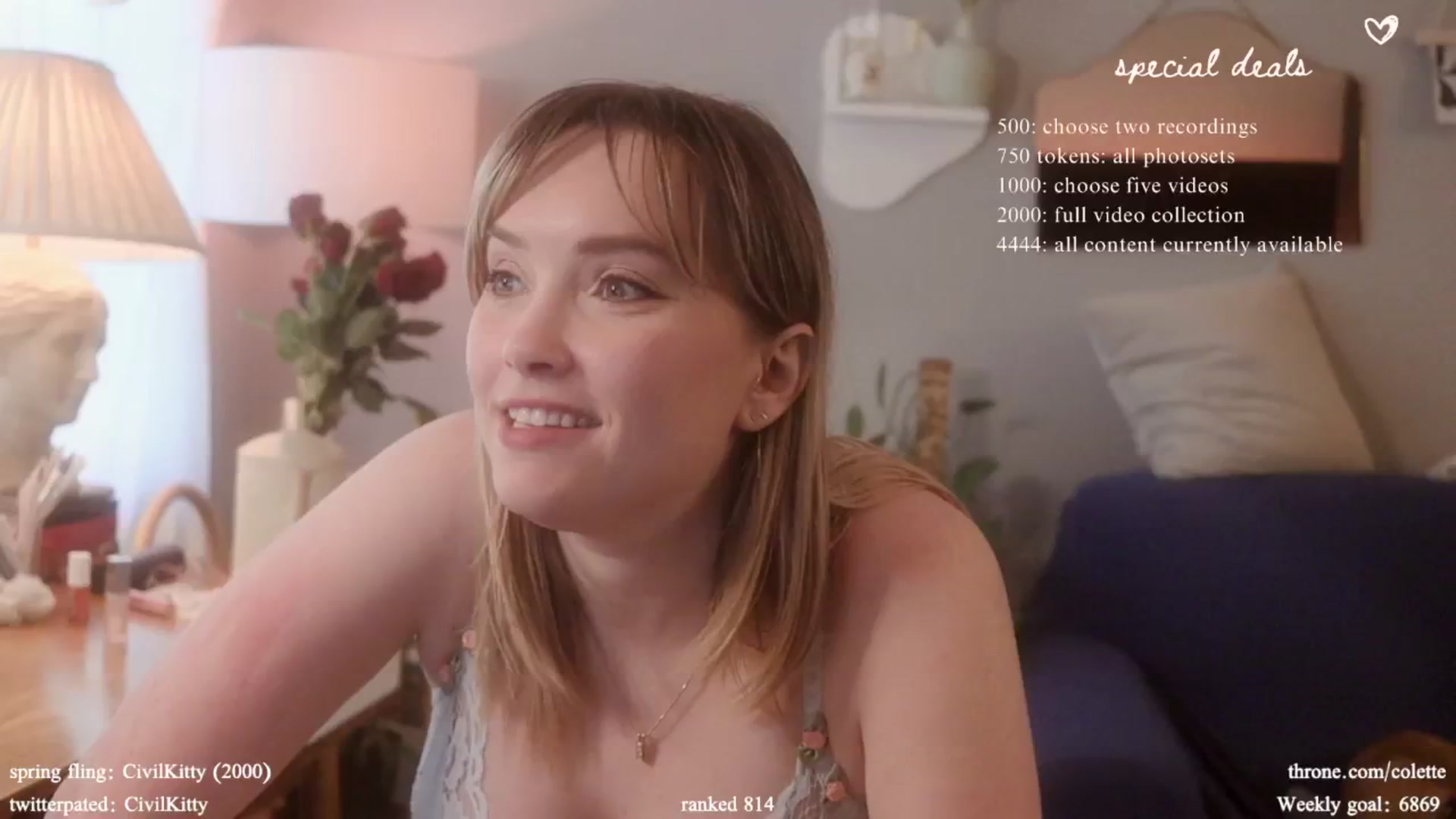 Gallery image thumbnail from Femme's myfreecams stream on, 04/18/2024, 17:19 image 20 of 20