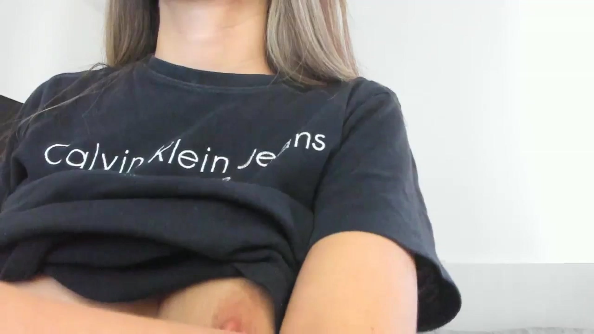 Gallery image thumbnail from FentyPoison's myfreecams stream on, 09/26/2023, 15:01 image 3 of 20