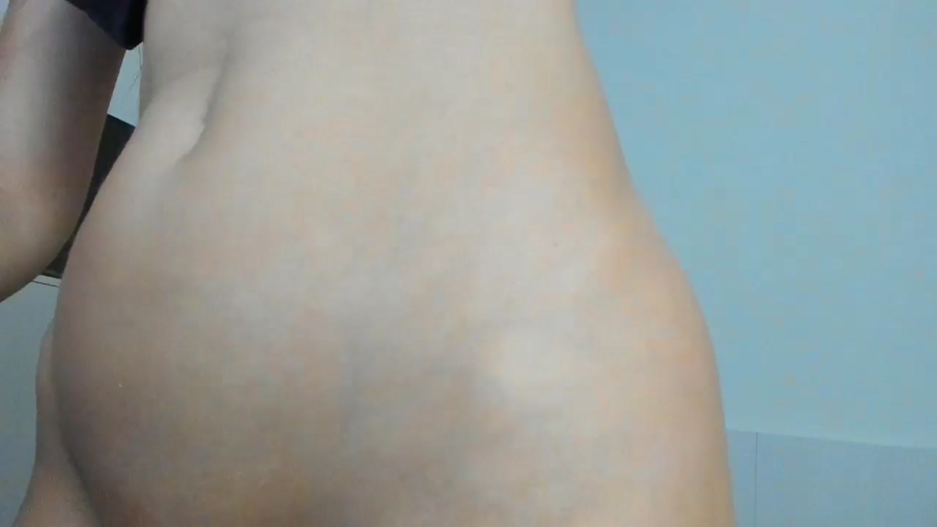 Gallery image thumbnail from FentyPoison's myfreecams stream on, 12/12/2023, 16:06 image 17 of 20