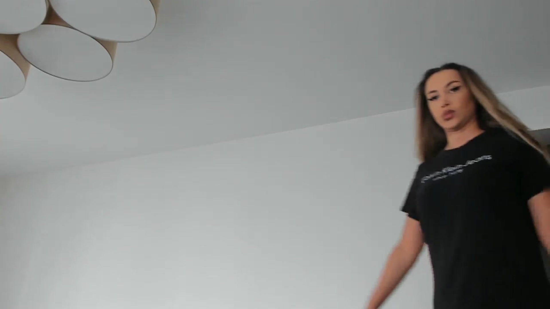 Gallery image thumbnail from FentyPoison's myfreecams stream on, 08/22/2024, 14:45 image 3 of 20