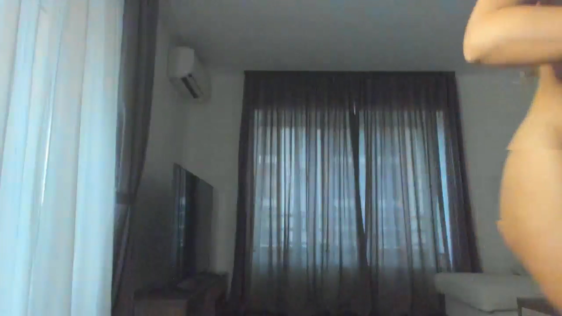 Gallery image thumbnail from FentyPoison's myfreecams stream on, 10/11/2024, 15:34 image 14 of 20