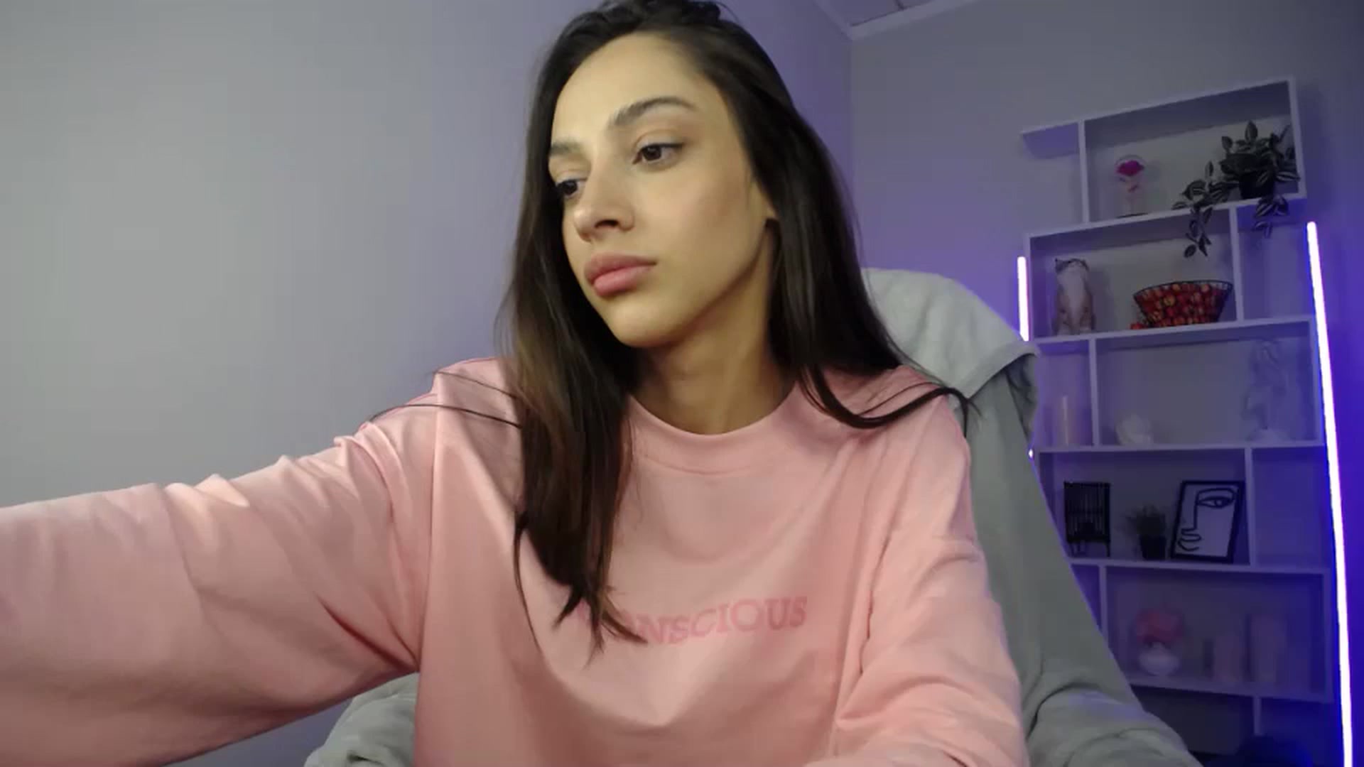 Gallery image thumbnail from FeraBerry's myfreecams stream on, 09/11/2024, 13:23 image 1 of 20