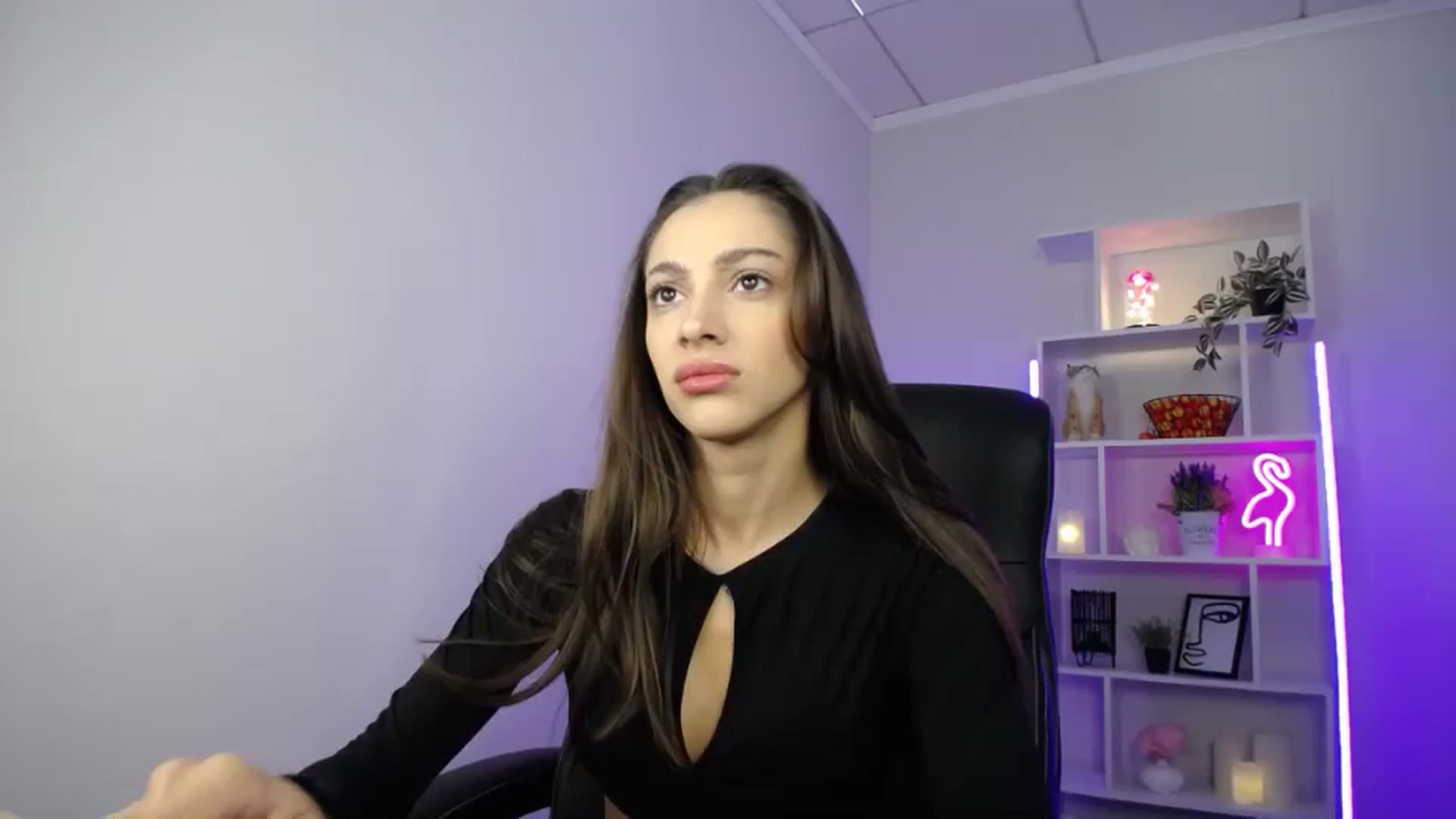 Gallery image thumbnail from FeraBerry's myfreecams stream on, 10/01/2024, 09:35 image 1 of 20