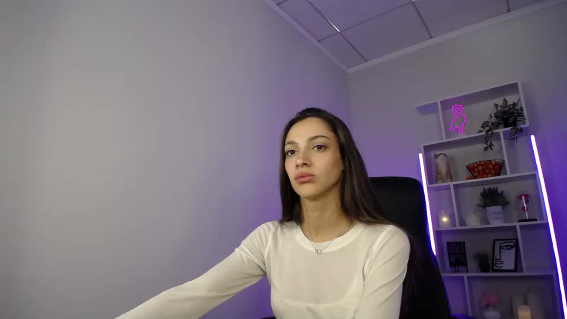 Gallery image thumbnail from FeraBerry's myfreecams stream on, 10/02/2024, 13:44 image 19 of 20