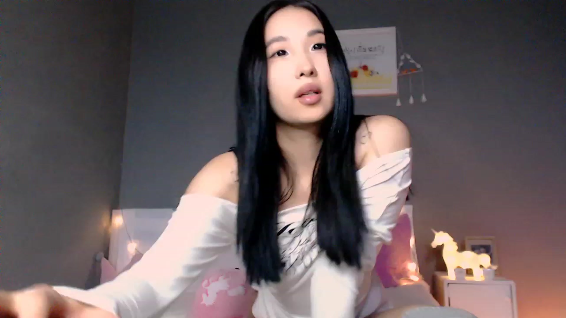 Gallery image thumbnail from FeralBerry66's myfreecams stream on, 10/13/2023, 07:58 image 3 of 20