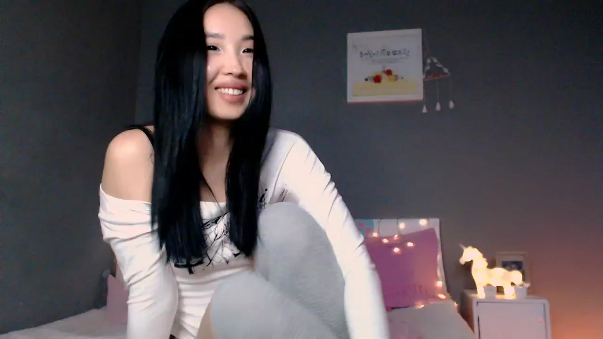 Gallery image thumbnail from FeralBerry66's myfreecams stream on, 10/13/2023, 07:58 image 6 of 20