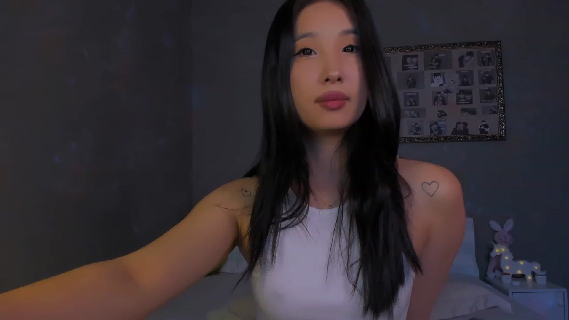 Gallery image thumbnail from FeralBerry66's myfreecams stream on, 01/09/2024, 07:12 image 19 of 20