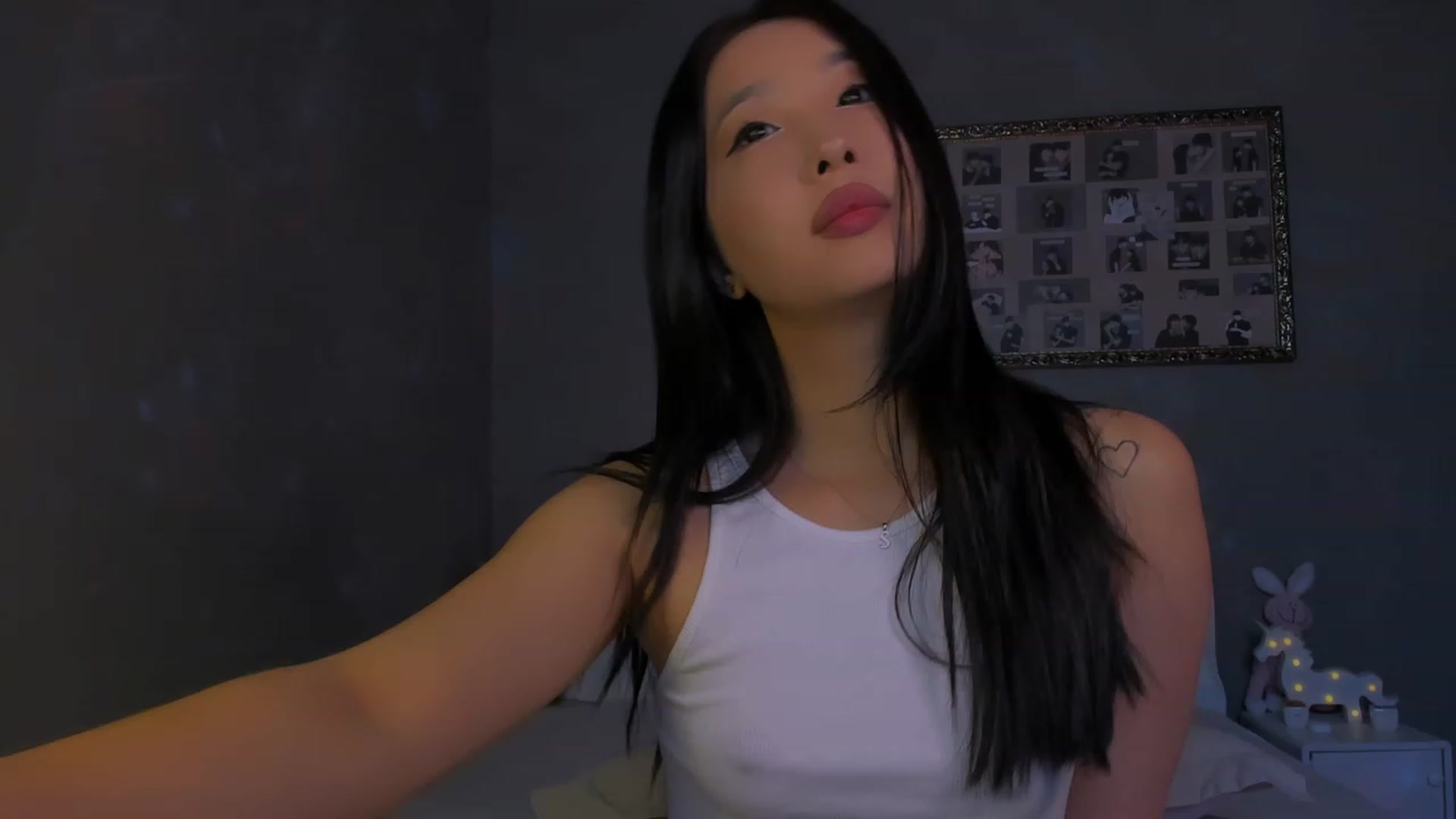 Gallery image thumbnail from FeralBerry66's myfreecams stream on, 01/09/2024, 07:12 image 3 of 20