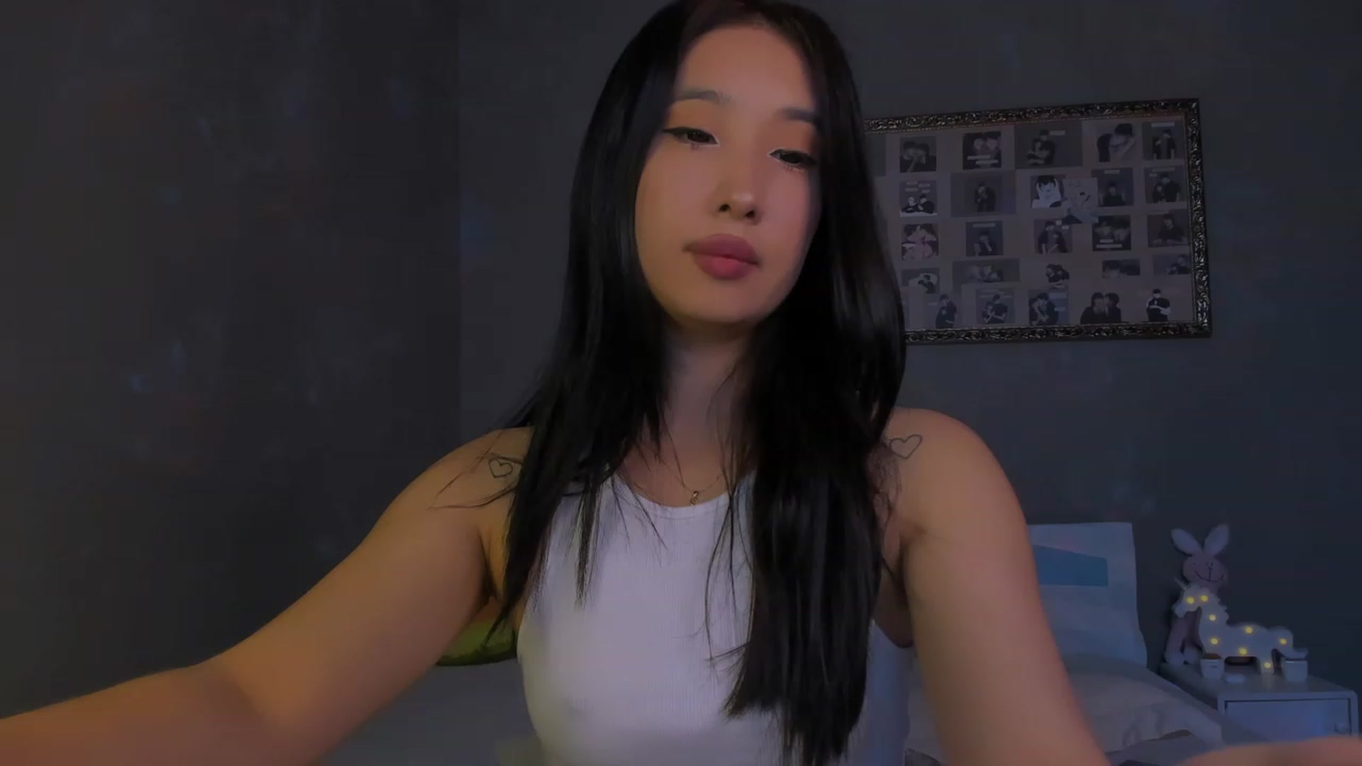 Gallery image thumbnail from FeralBerry66's myfreecams stream on, 01/09/2024, 07:12 image 13 of 20