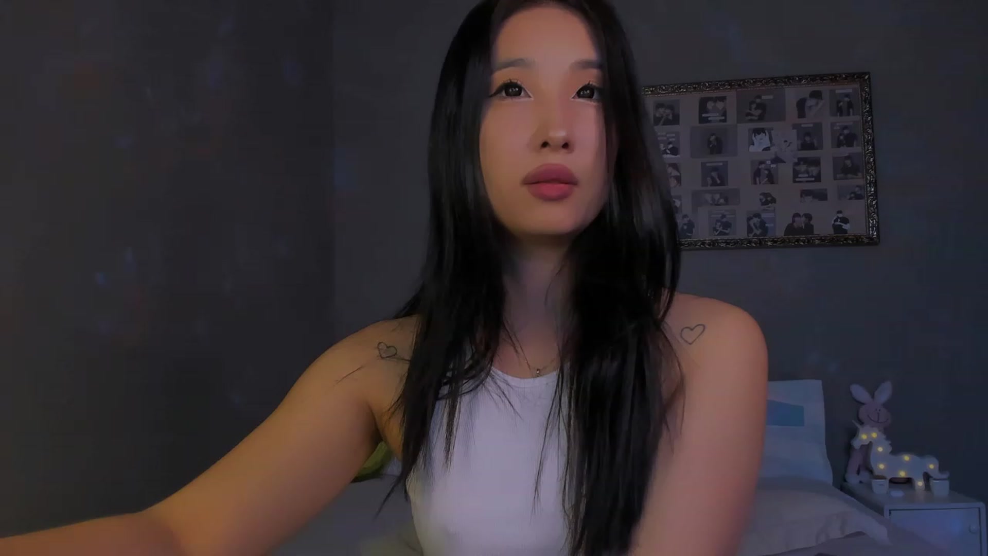 Gallery image thumbnail from FeralBerry66's myfreecams stream on, 01/09/2024, 07:12 image 16 of 20