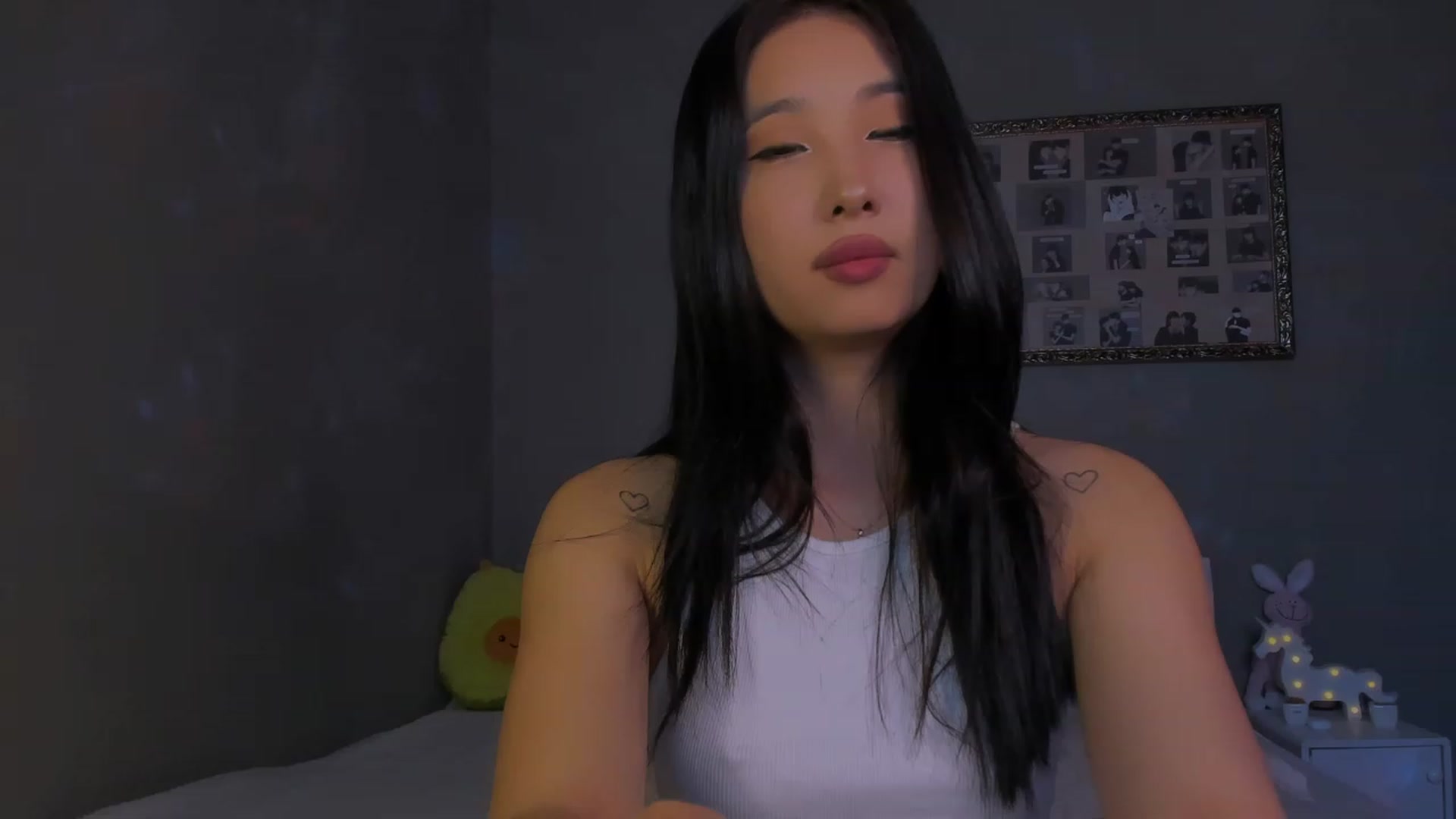 Gallery image thumbnail from FeralBerry66's myfreecams stream on, 01/09/2024, 07:12 image 18 of 20