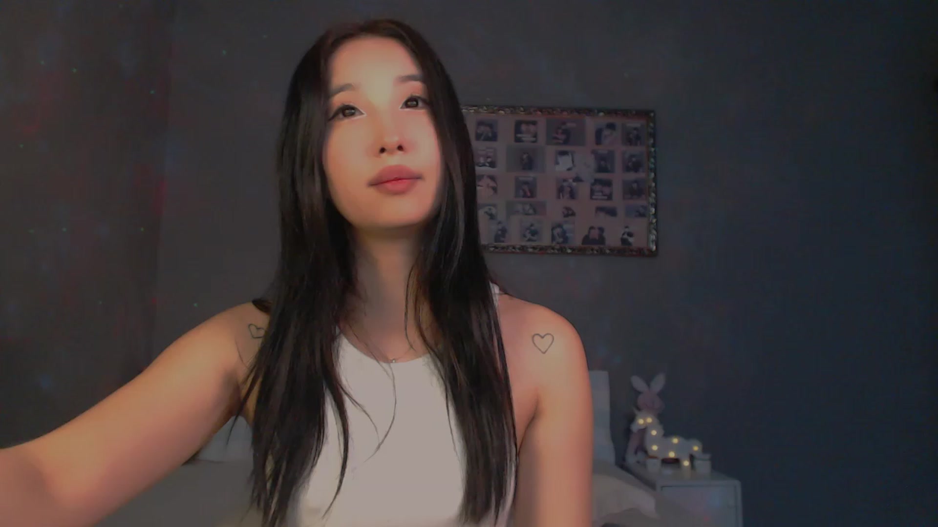 Gallery image thumbnail from FeralBerry66's myfreecams stream on, 01/09/2024, 09:44 image 15 of 20