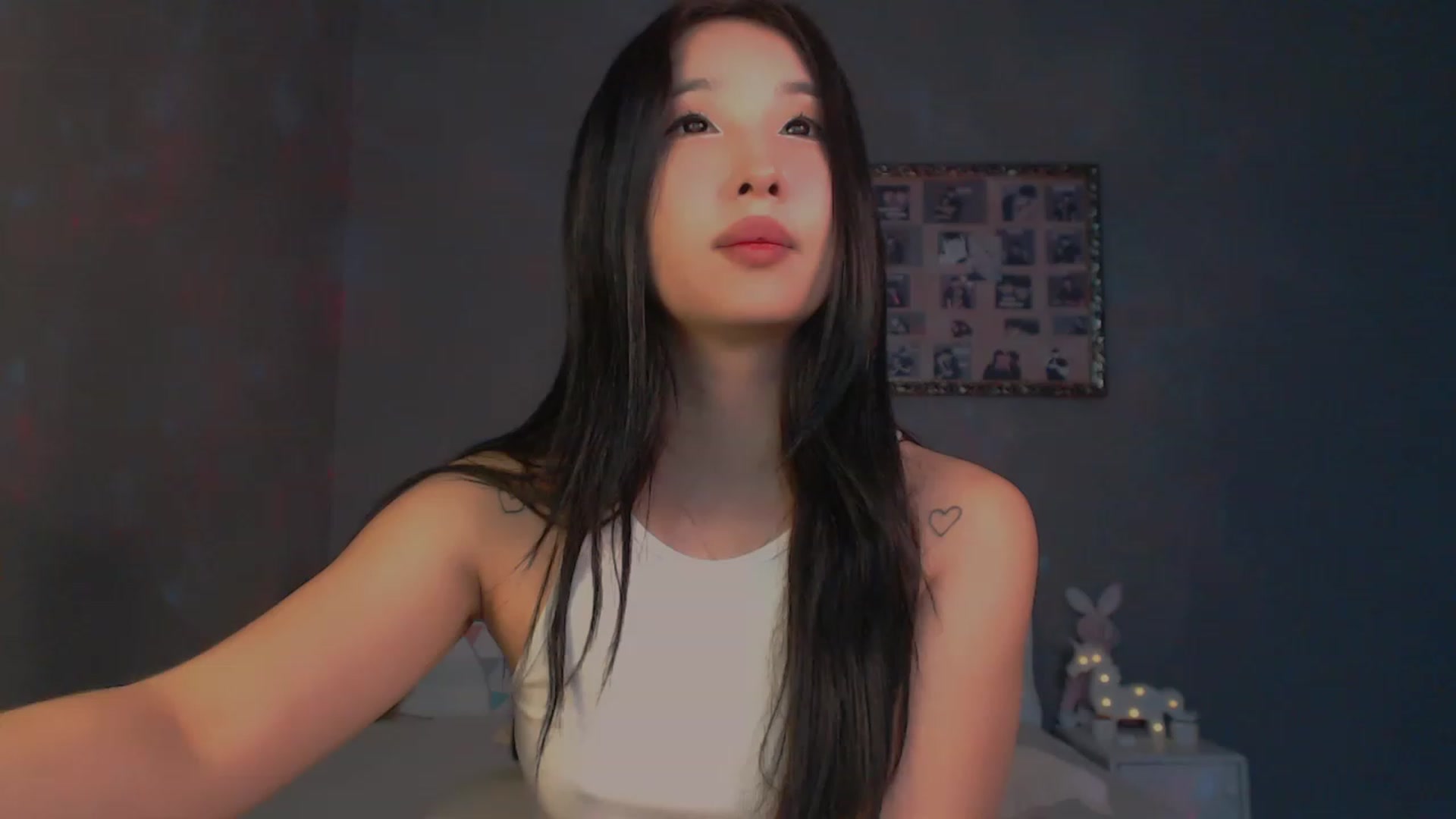 Gallery image thumbnail from FeralBerry66's myfreecams stream on, 01/09/2024, 09:44 image 5 of 20