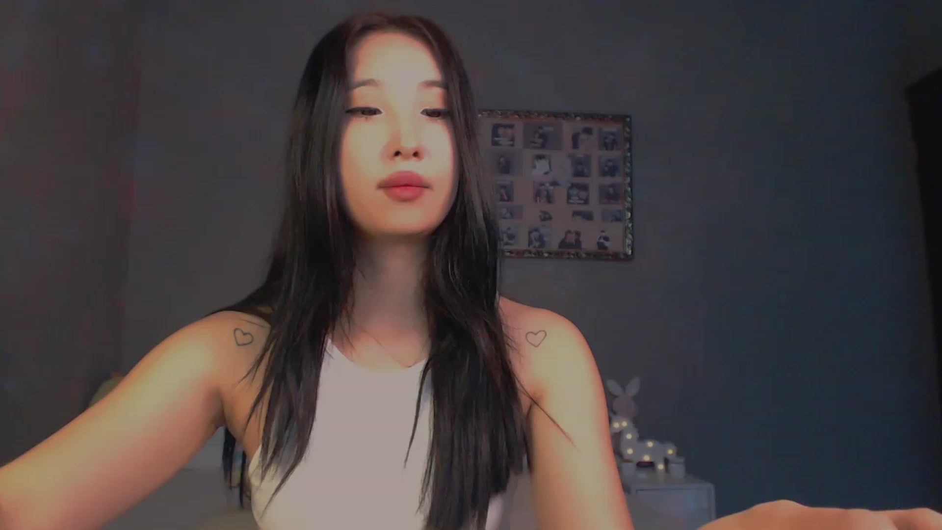 Gallery image thumbnail from FeralBerry66's myfreecams stream on, 01/09/2024, 09:44 image 2 of 20