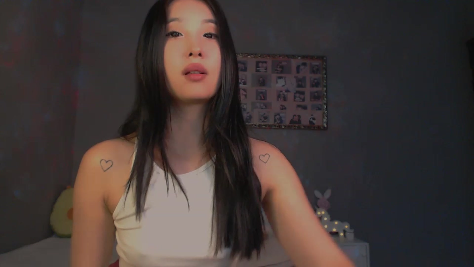 Gallery image thumbnail from FeralBerry66's myfreecams stream on, 01/09/2024, 10:05 image 20 of 20