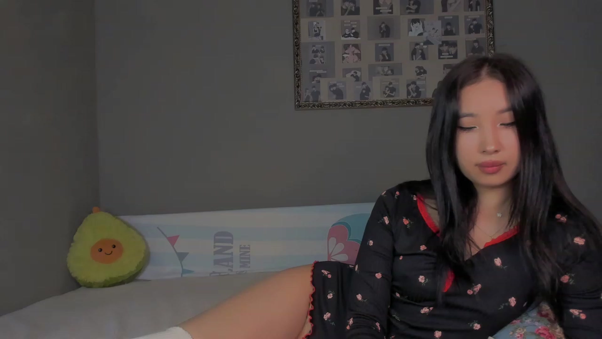Gallery image thumbnail from FeralBerry66's myfreecams stream on, 01/11/2024, 06:04 image 14 of 20