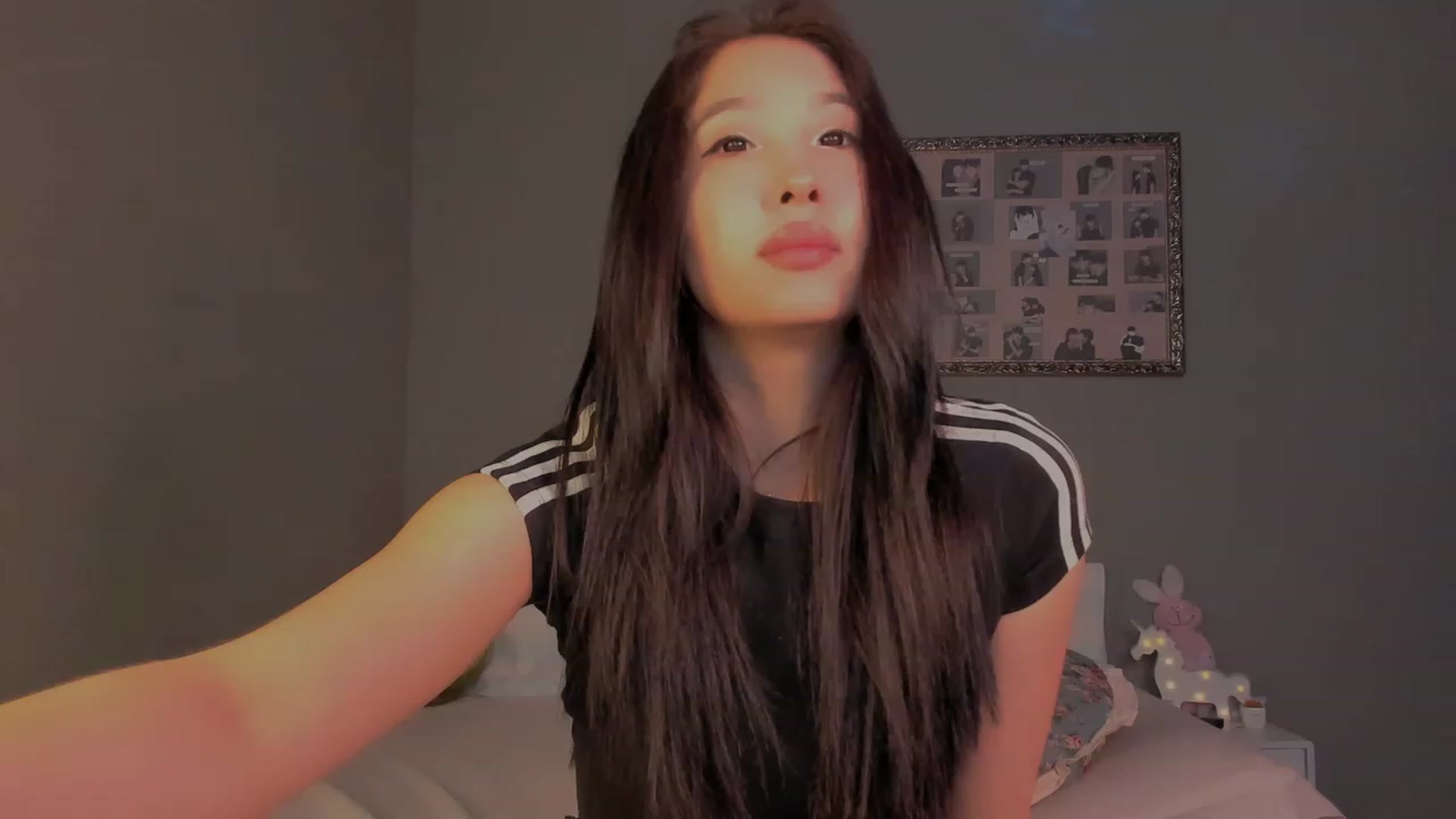 Gallery image thumbnail from FeralBerry66's myfreecams stream on, 01/12/2024, 10:18 image 13 of 20