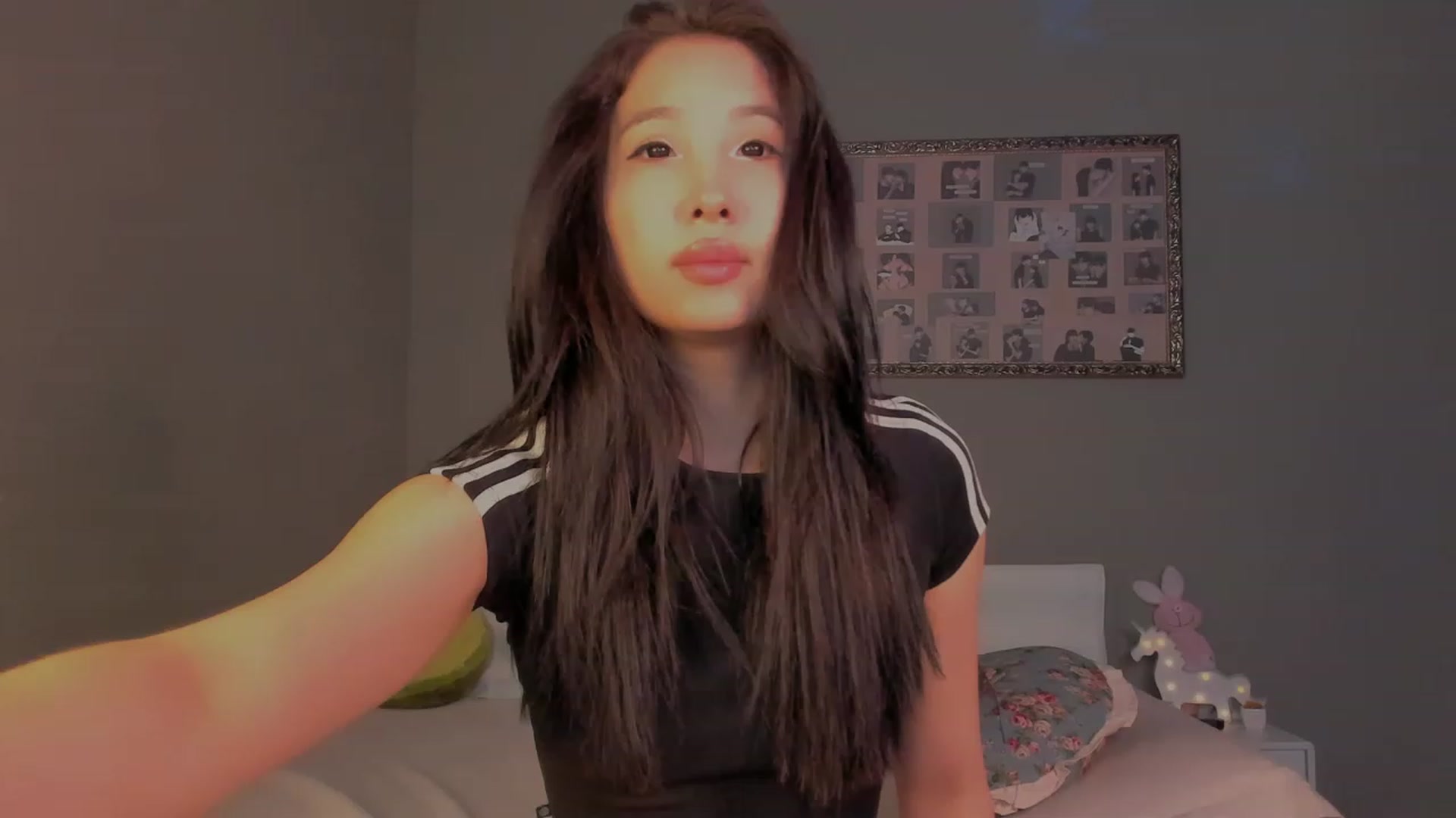 Gallery image thumbnail from FeralBerry66's myfreecams stream on, 01/12/2024, 10:18 image 9 of 20