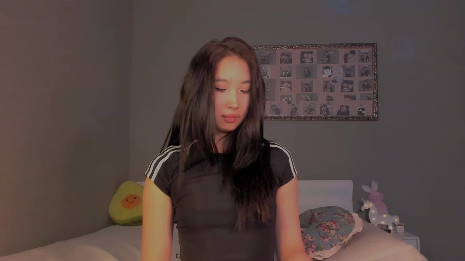 Gallery image thumbnail from FeralBerry66's myfreecams stream on, 01/12/2024, 10:18 image 5 of 20