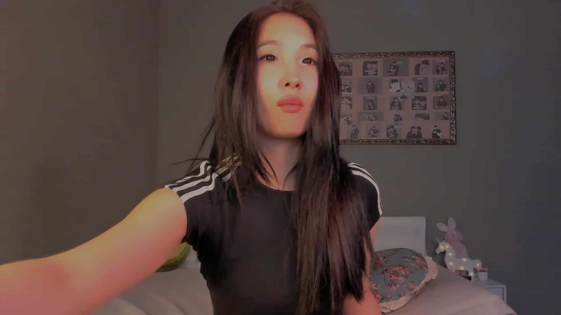 Gallery image thumbnail from FeralBerry66's myfreecams stream on, 01/12/2024, 10:18 image 3 of 20