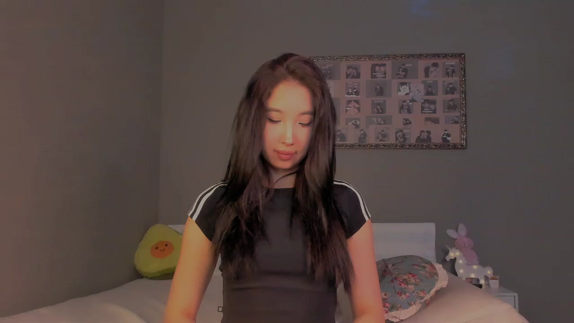 Gallery image thumbnail from FeralBerry66's myfreecams stream on, 01/12/2024, 10:18 image 12 of 20