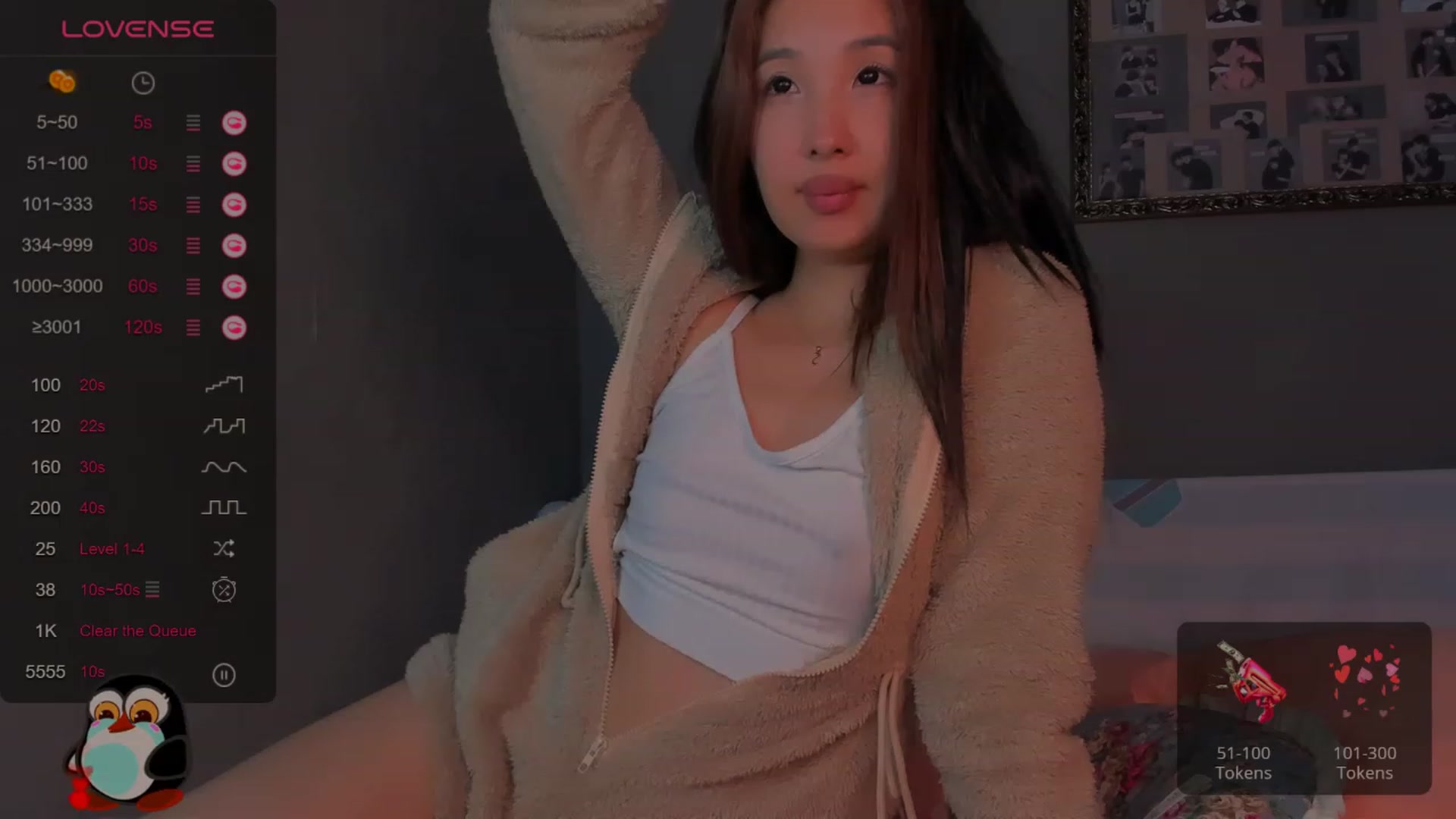 Gallery image thumbnail from FeralBerry66's myfreecams stream on, 01/23/2024, 10:05 image 14 of 20