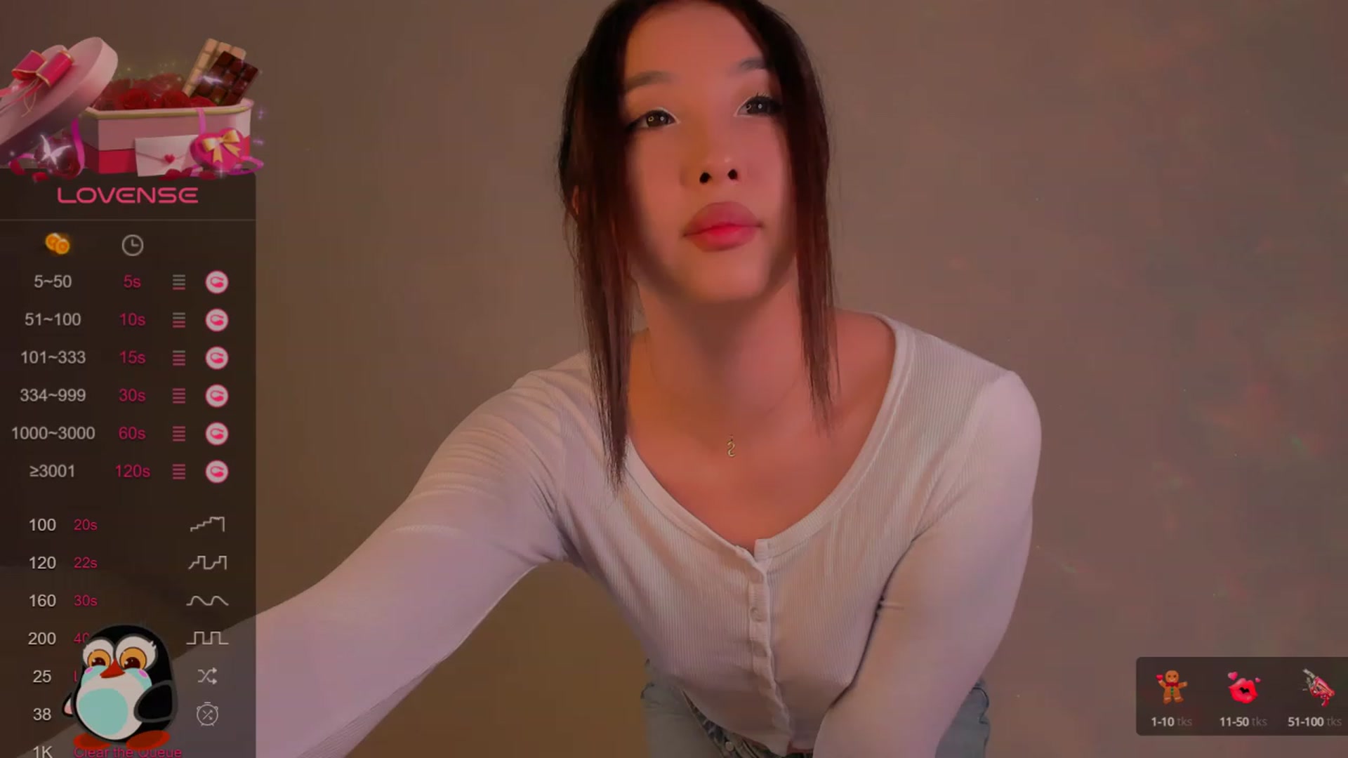 Gallery image thumbnail from FeralBerry66's myfreecams stream on, 02/13/2024, 06:46 image 2 of 20