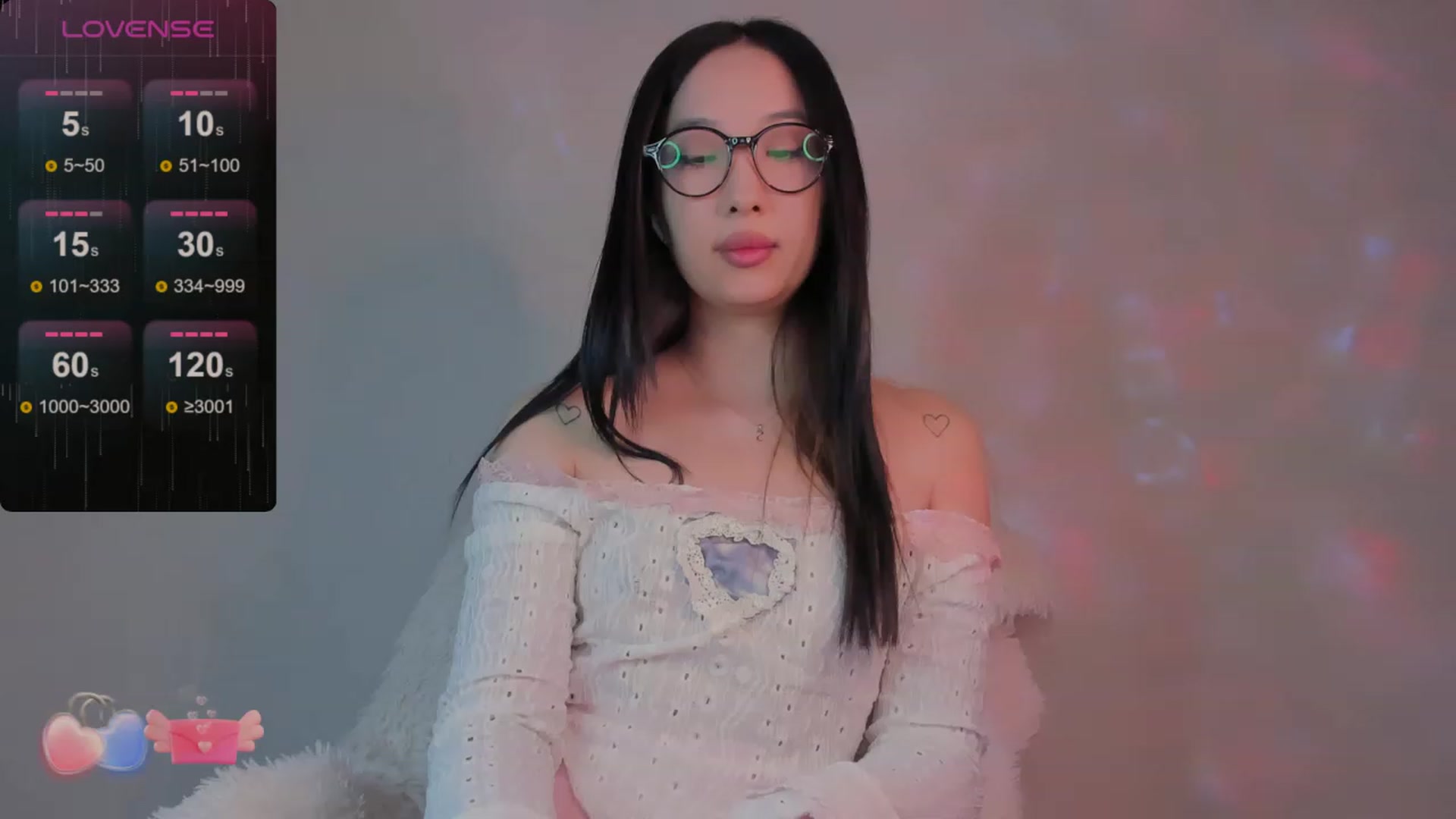 Gallery image thumbnail from FeralBerry66's myfreecams stream on, 02/19/2024, 05:33 image 14 of 20