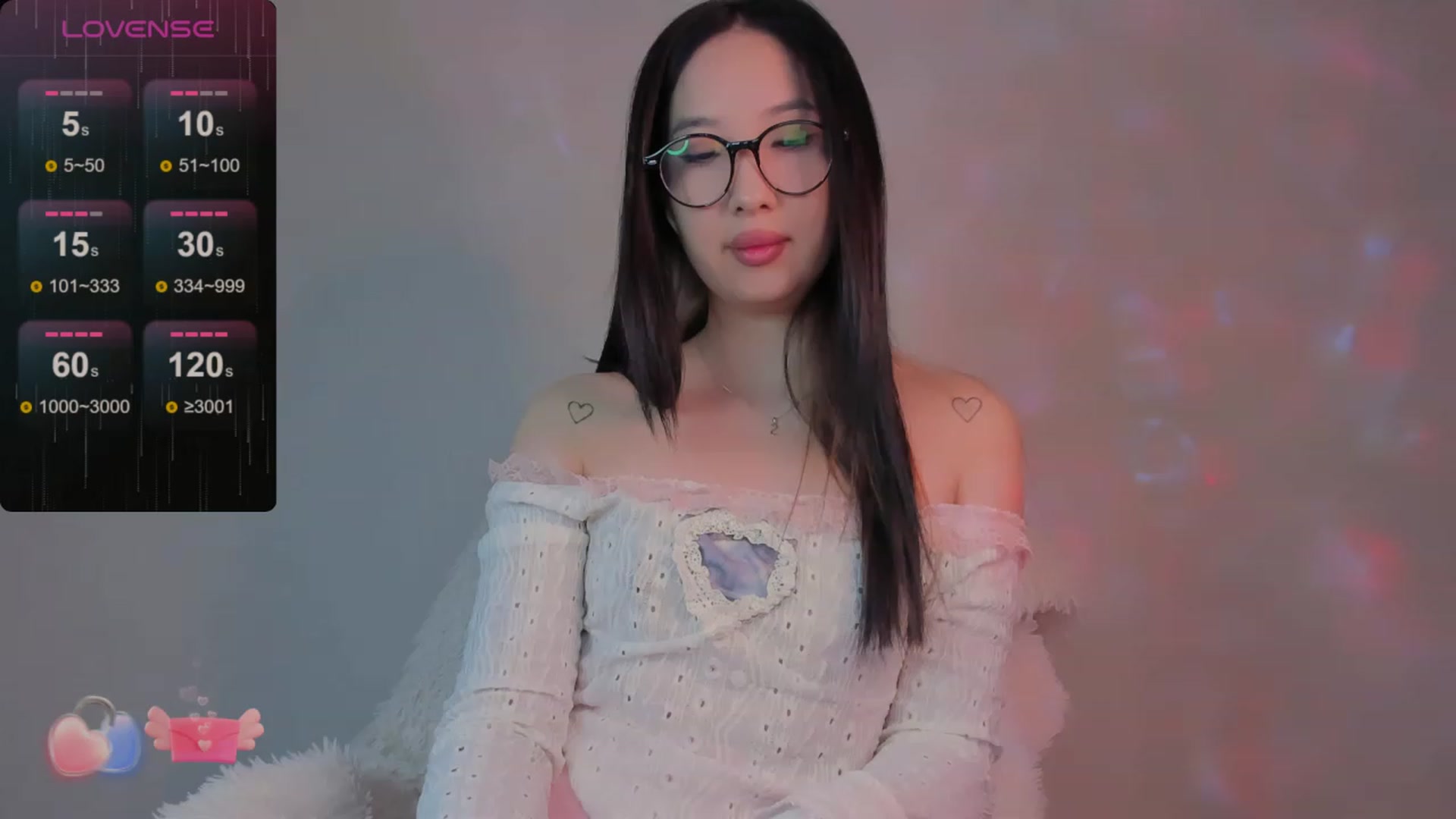 Gallery image thumbnail from FeralBerry66's myfreecams stream on, 02/19/2024, 05:33 image 10 of 20