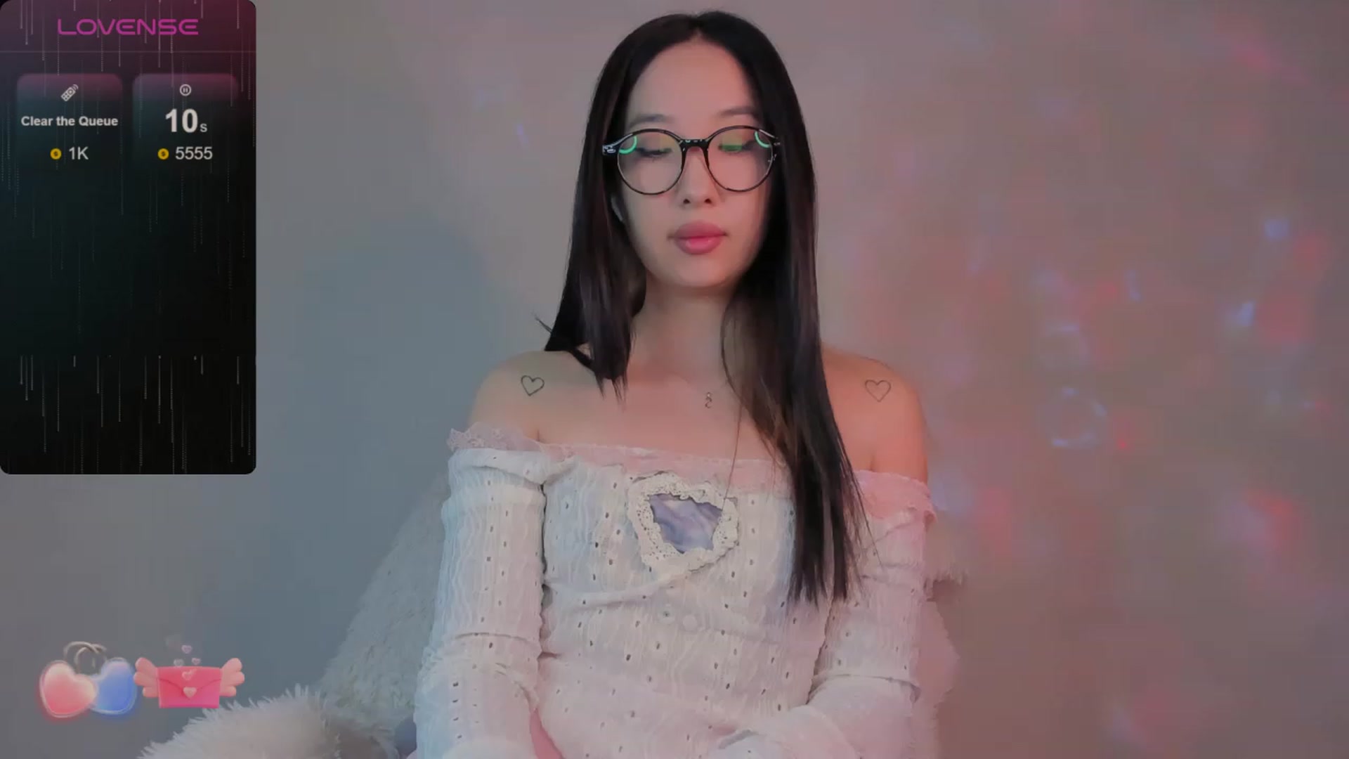 Gallery image thumbnail from FeralBerry66's myfreecams stream on, 02/19/2024, 05:33 image 8 of 20