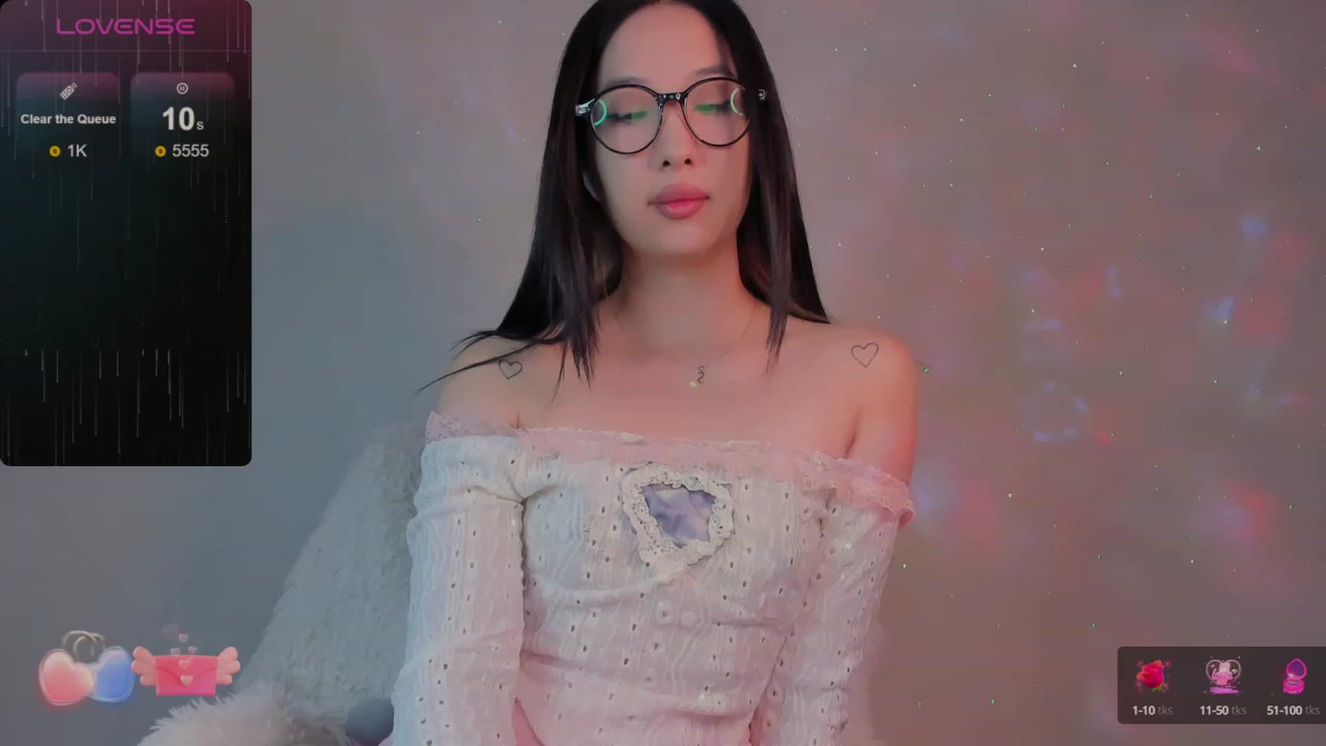 Gallery image thumbnail from FeralBerry66's myfreecams stream on, 02/19/2024, 05:33 image 17 of 20